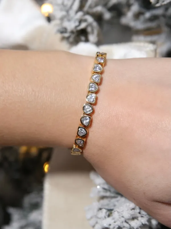 Heart Stretch Bracelet sold by Artizan