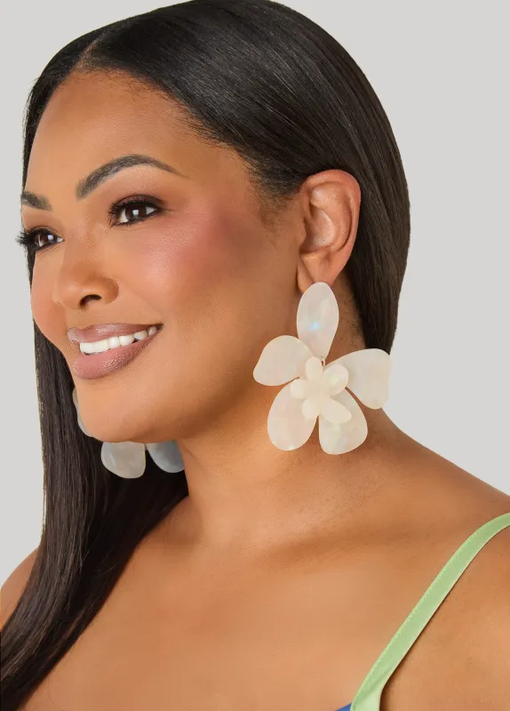 Pearlized Flower Earrings made by Ashley Stewart