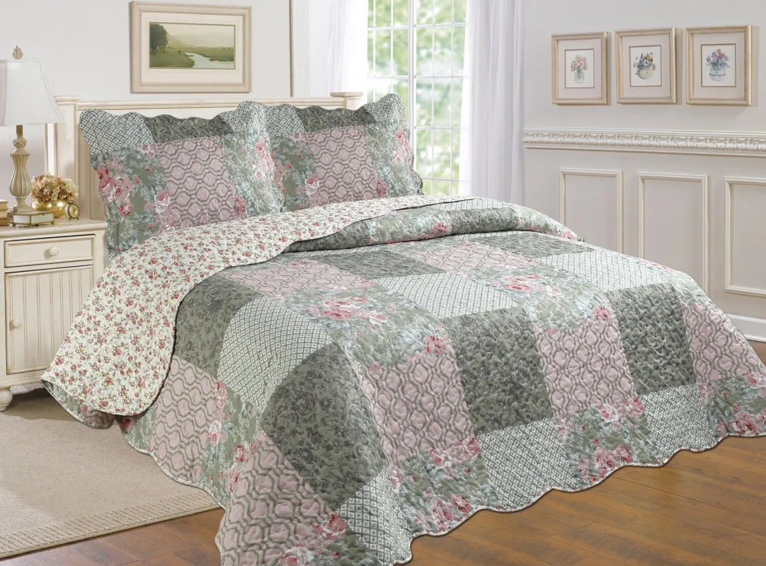 Floral Patchwork Reversible Quilt 3 Piece Set made by Ashley Stewart
