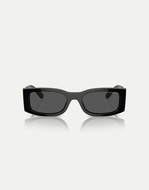 Vogue Rectangle sunglasses with grey lens in black made by Vogue