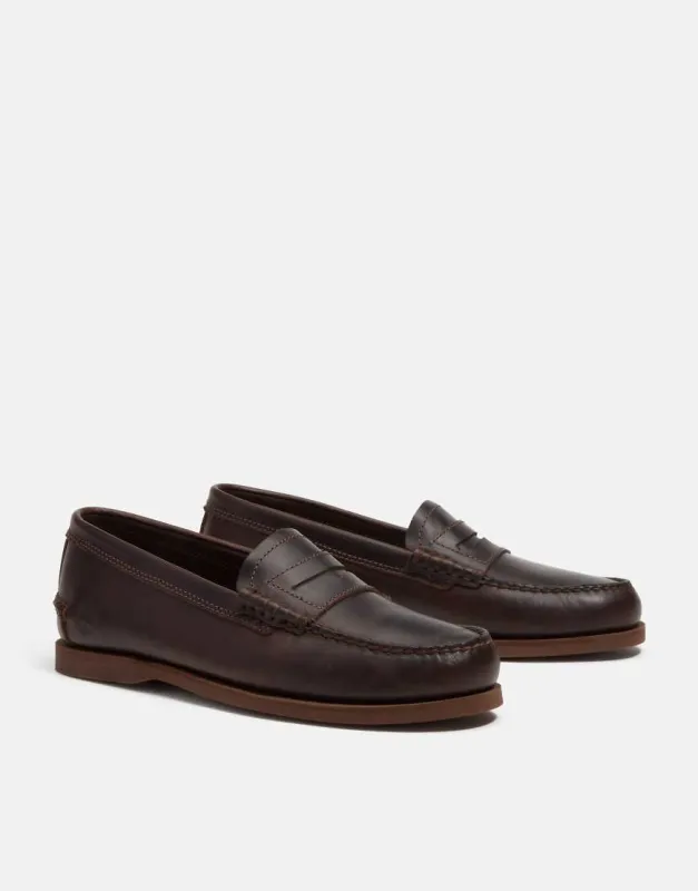Timberland Classic boat loafer in dark brown full grain made by Timberland