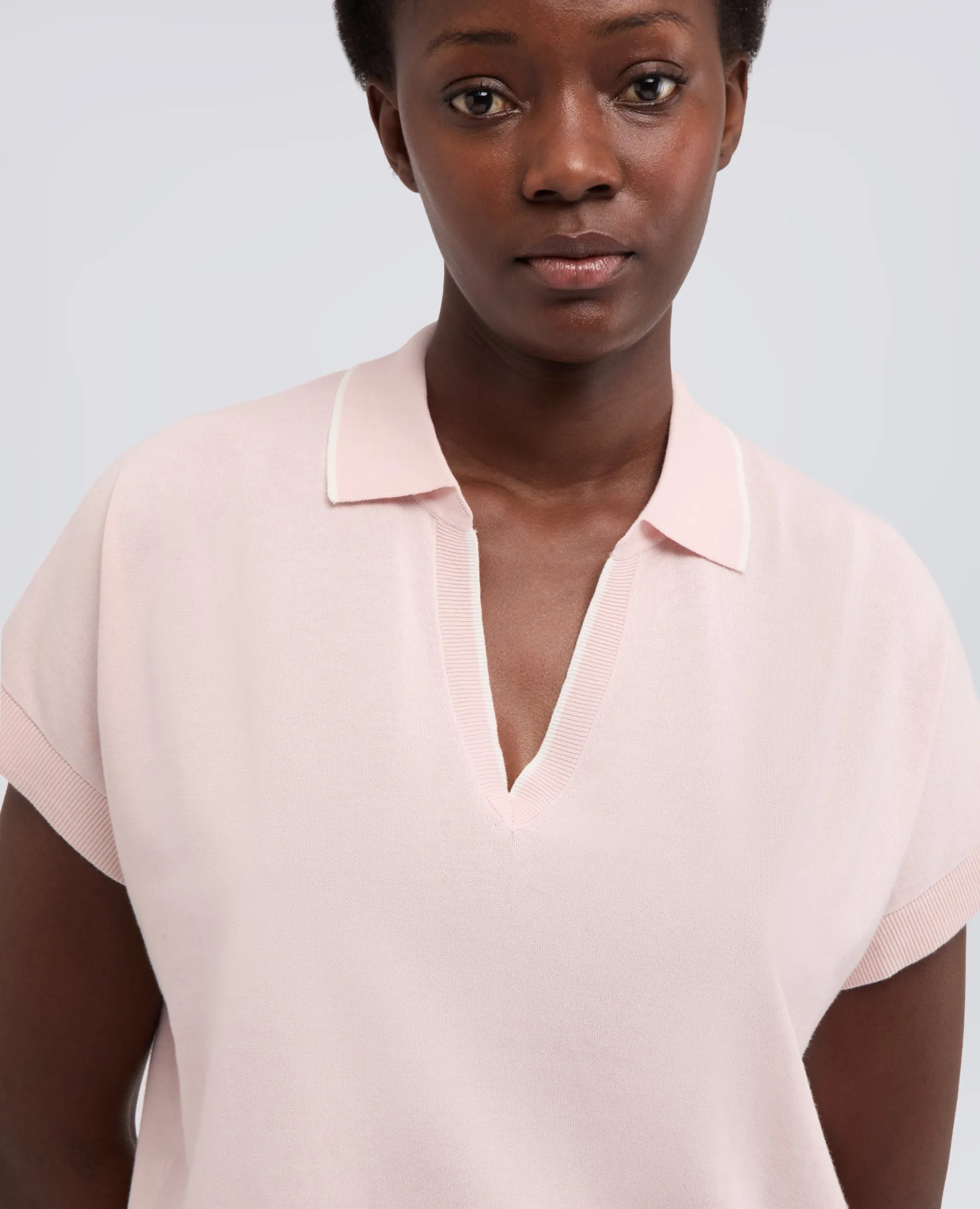 MAGLIA SCOLLO A V CON COLLETTO IN FILATO DI PURO COTONE - ROSA sold by Aspesi product image thumbnail 4