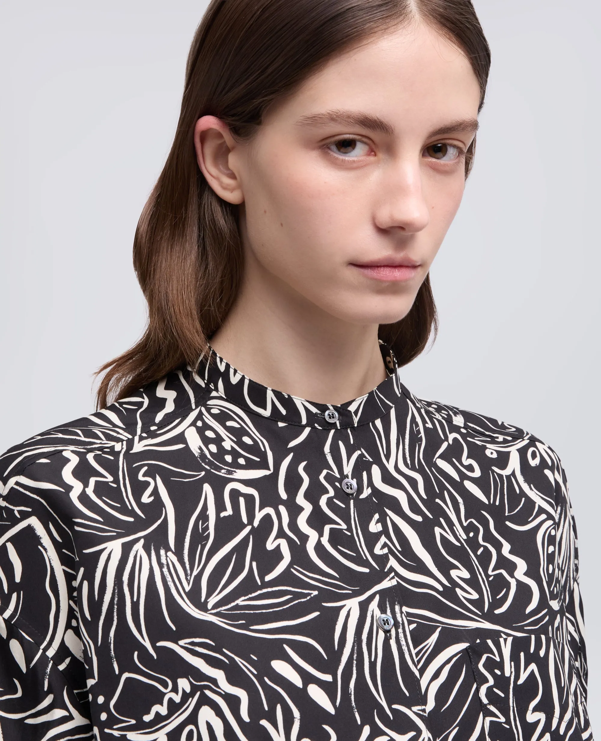 CAMICIA IN POPELINE DI COTONE CON COLLO ALLA COREANA - STAMPA NERA sold by Aspesi product image thumbnail 4