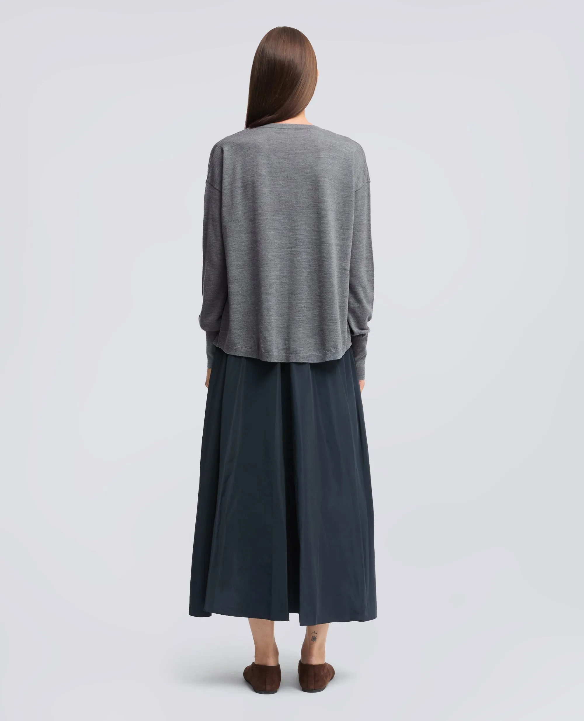 MAGLIA CON SCOLLO A V IN LANA MERINO - GRIGIO sold by Aspesi product image thumbnail 3
