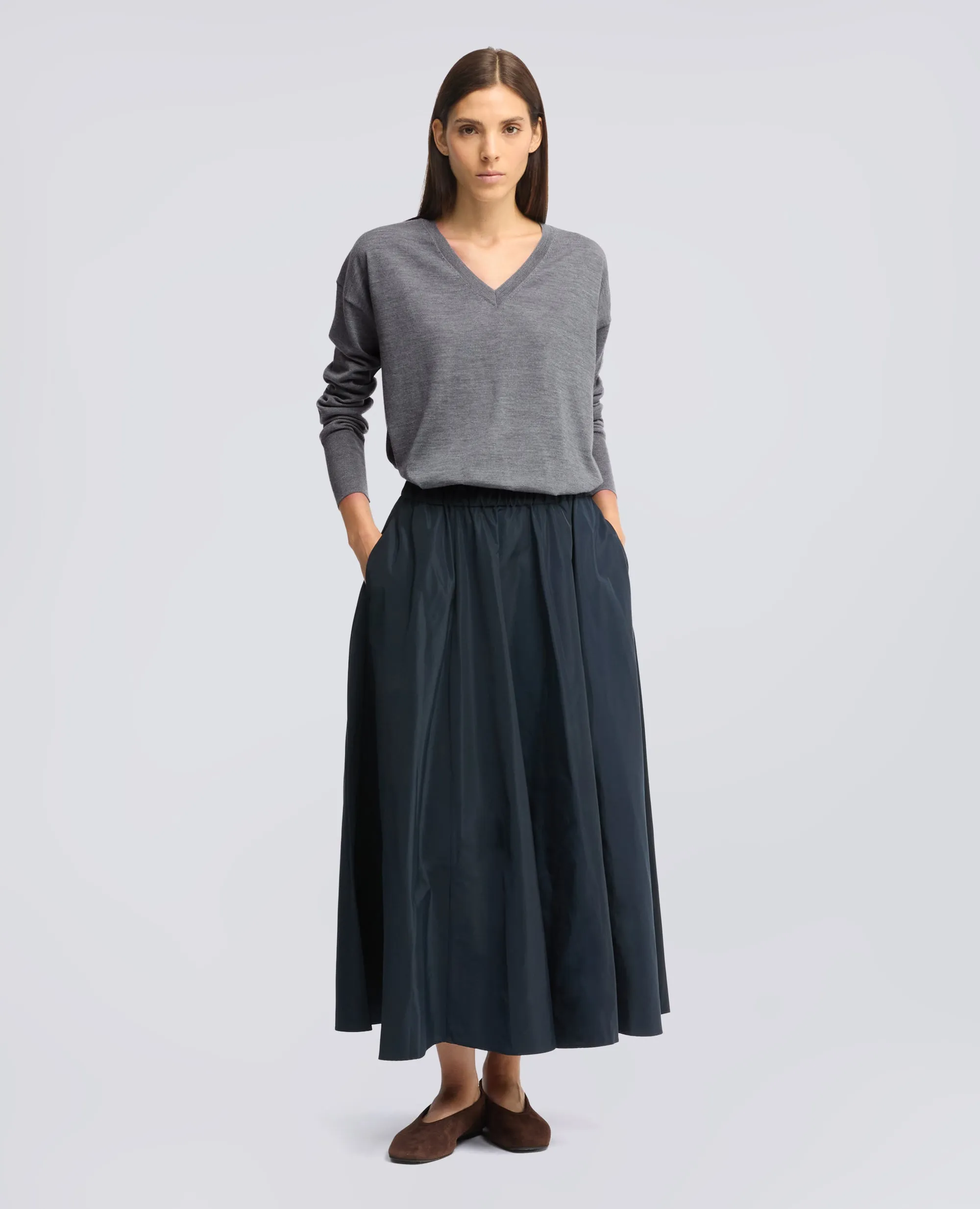 MAGLIA CON SCOLLO A V IN LANA MERINO - GRIGIO sold by Aspesi product image thumbnail 2