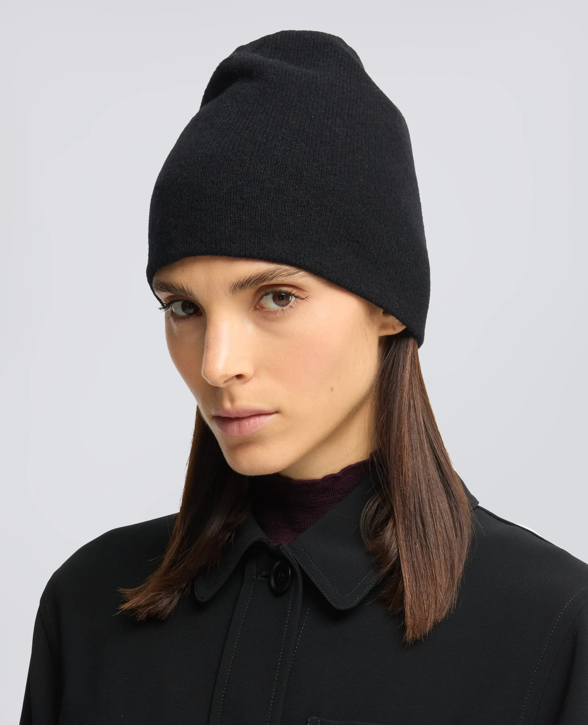 BERRETTO IN LANA, YAK E CASHMERE - NERO sold by Aspesi product image thumbnail 2