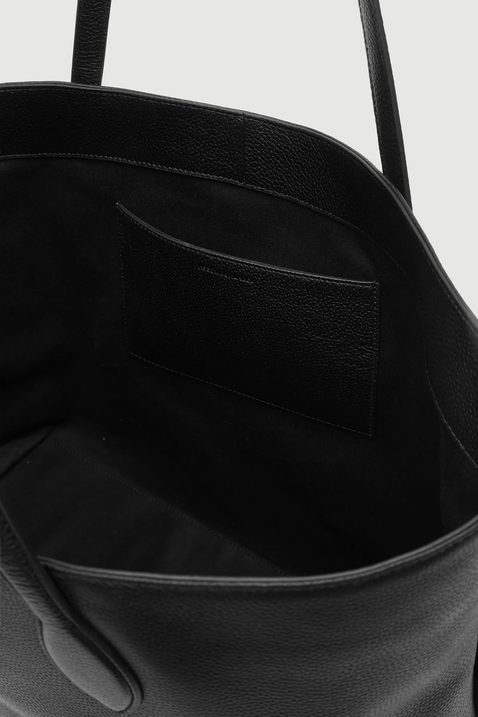 Olivia Leather Tote Bag sold by Assembly Label product image thumbnail 5