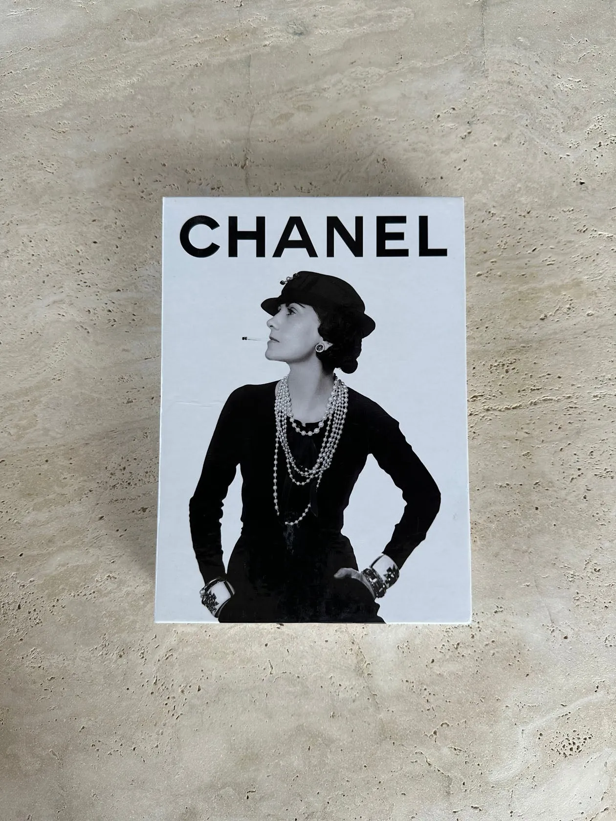 Chanel 3-Book Slipcase (Old Edition - Fashion, Jewelry, Perfume) sold by Assouline product image thumbnail 2