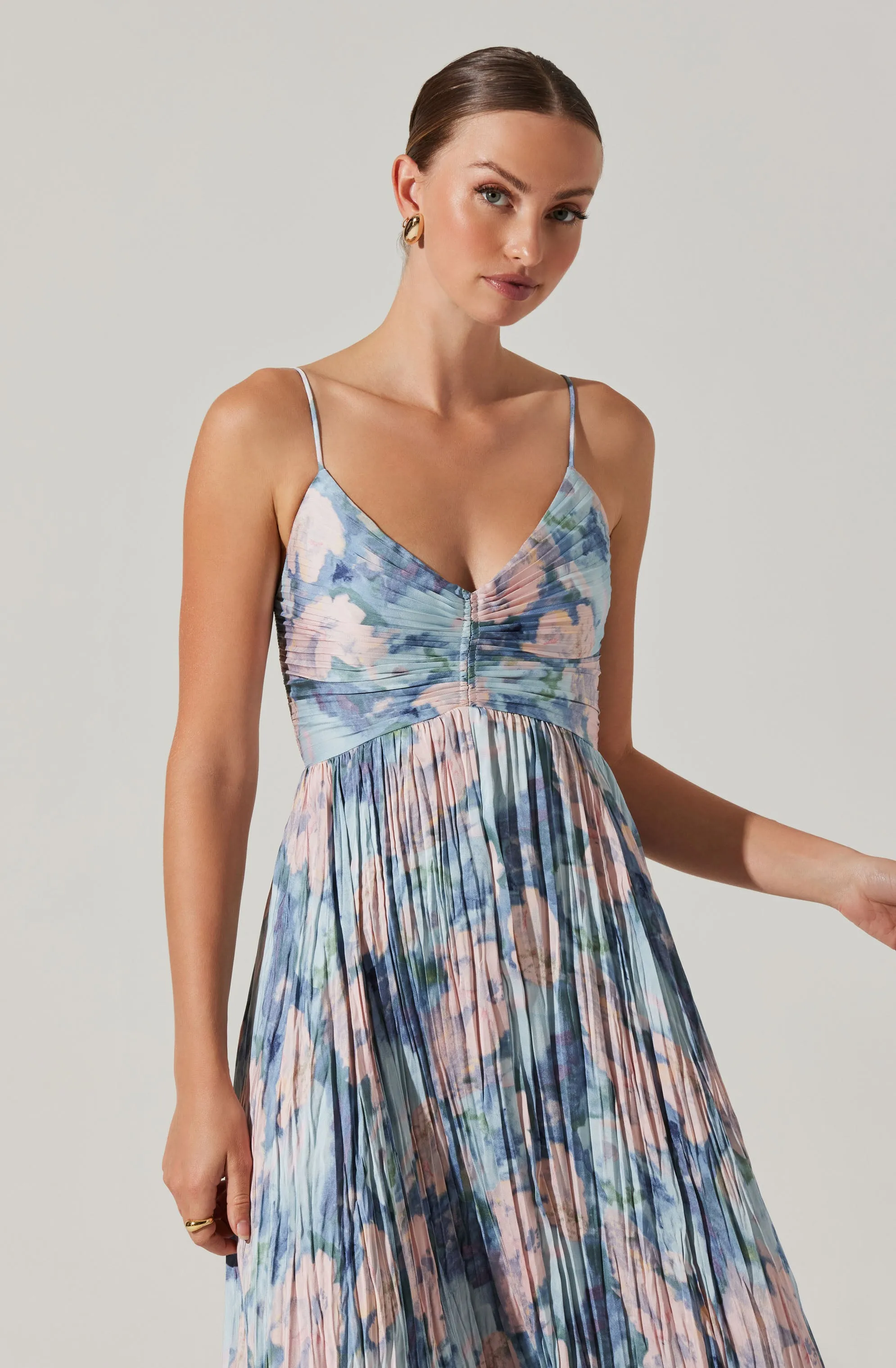 Maeve Printed Pleated Midi Dress sold by Astr product image thumbnail 4
