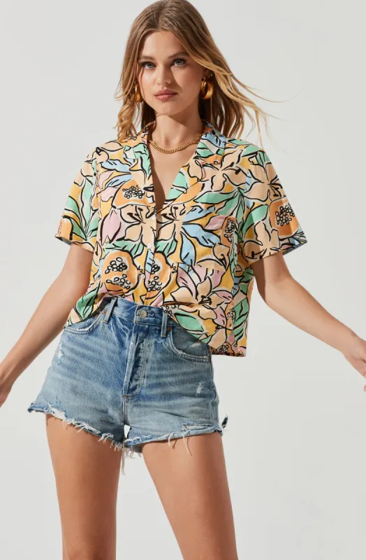 Tourist Tropical Print Short Sleeve Top sold by Astr