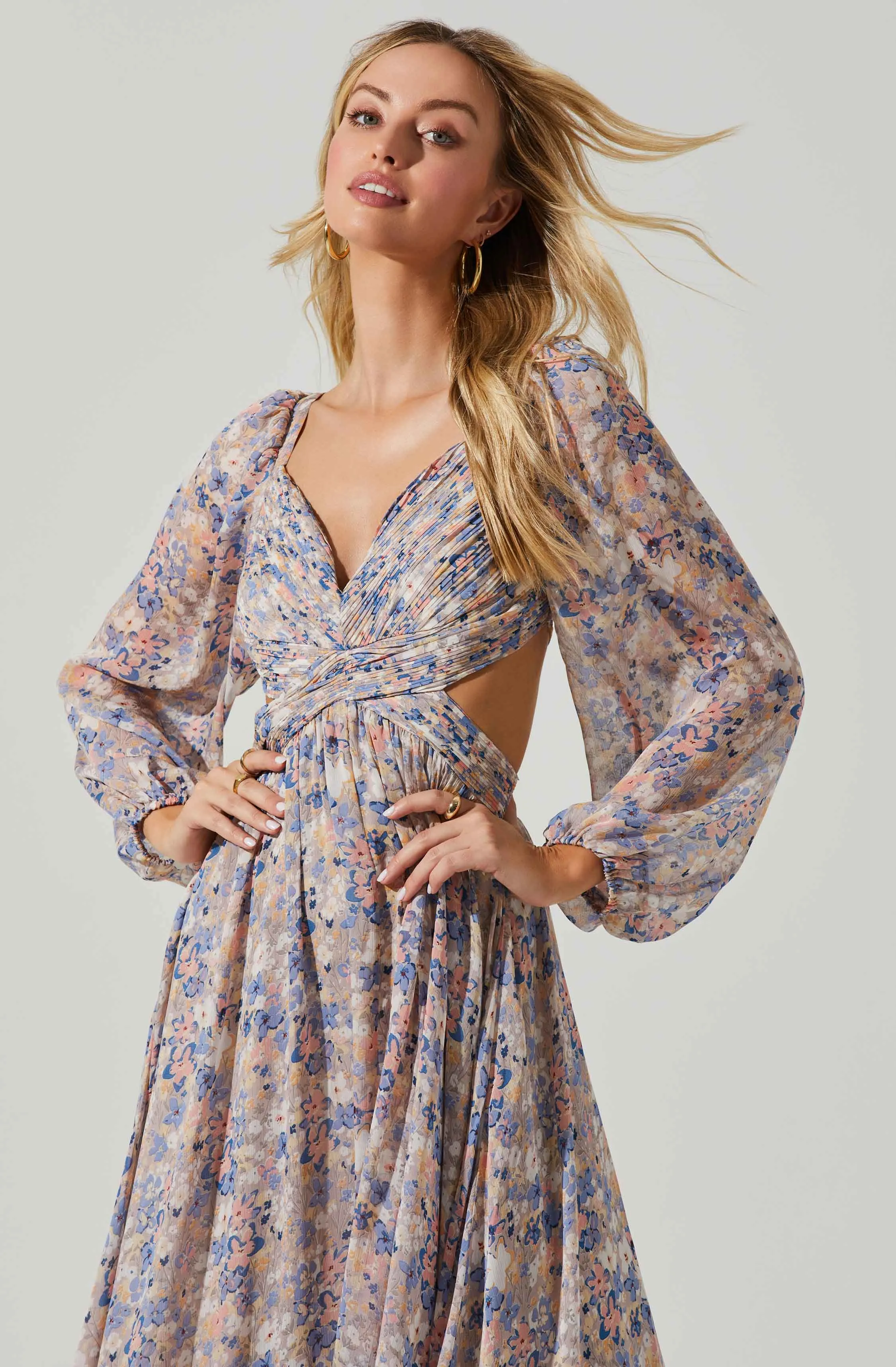 Kammy Floral Open Back Strappy Long Sleeve Maxi Dress sold by Astr product image thumbnail 4