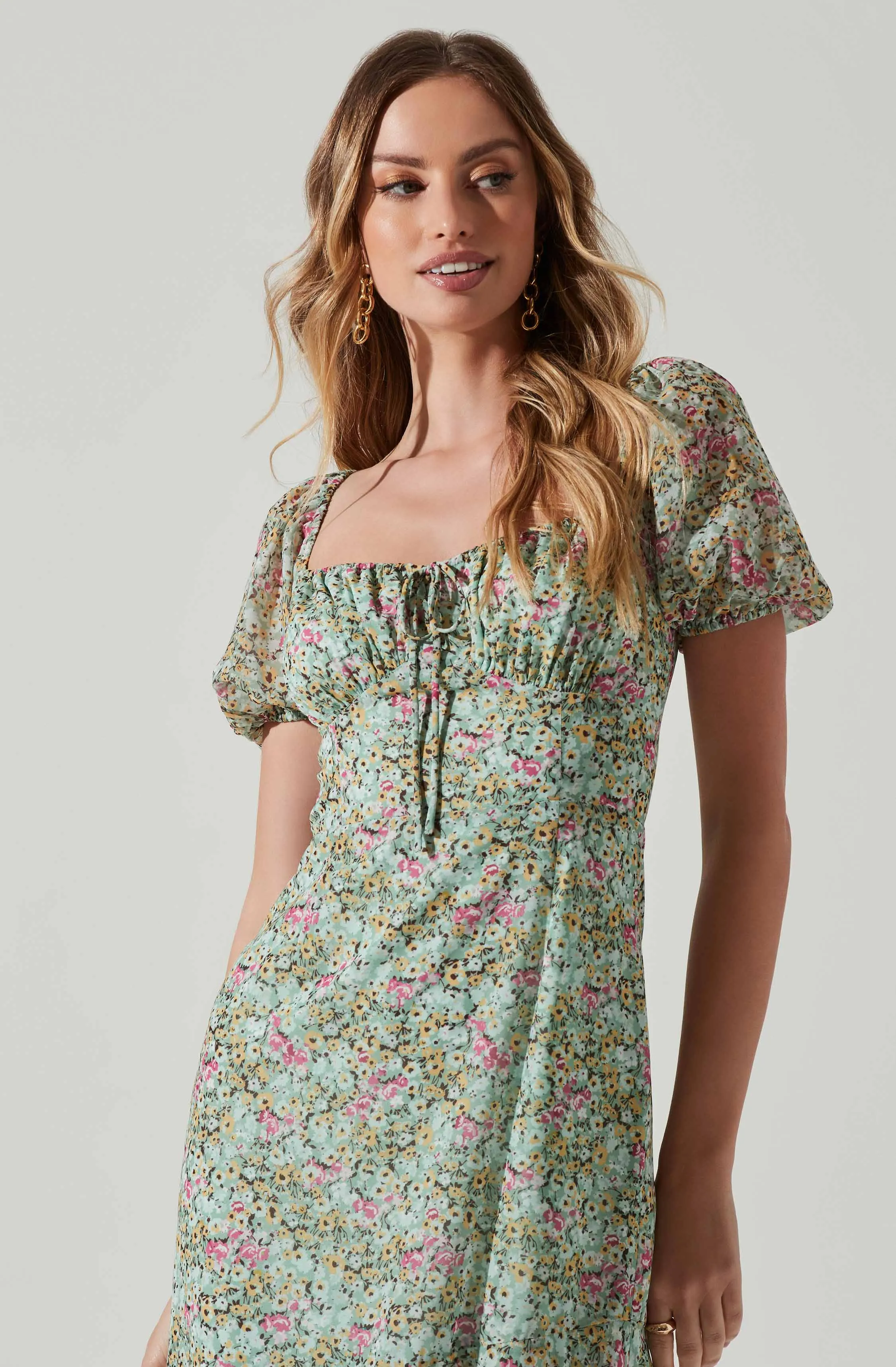 Aida Floral Puff Sleeve Midi Dress sold by Astr product image thumbnail 4