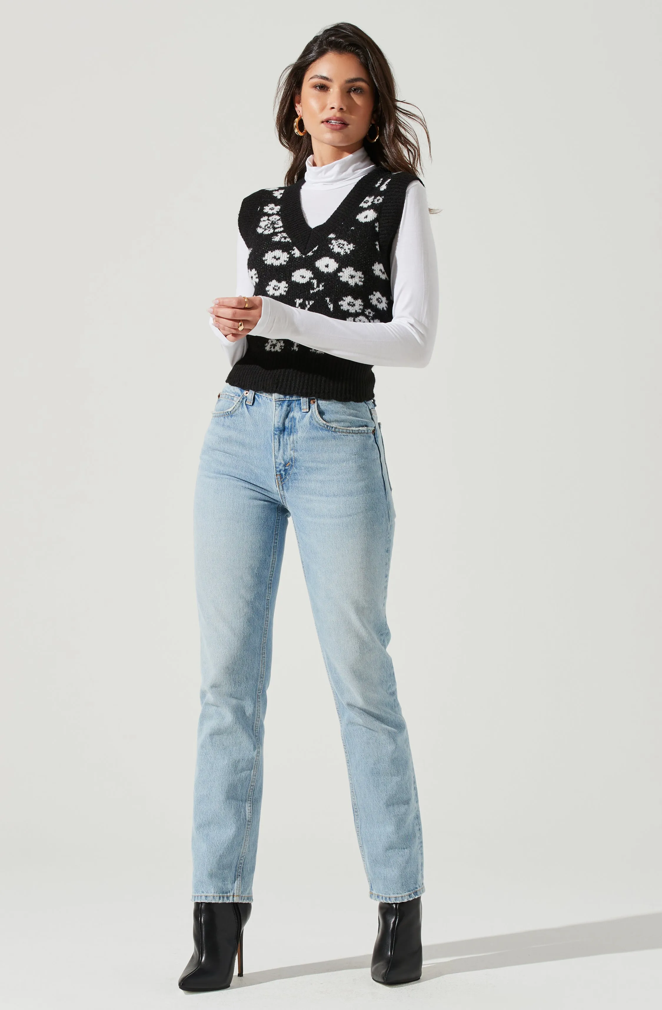 Primrose V Neck Sweater Vest sold by Astr product image thumbnail 2