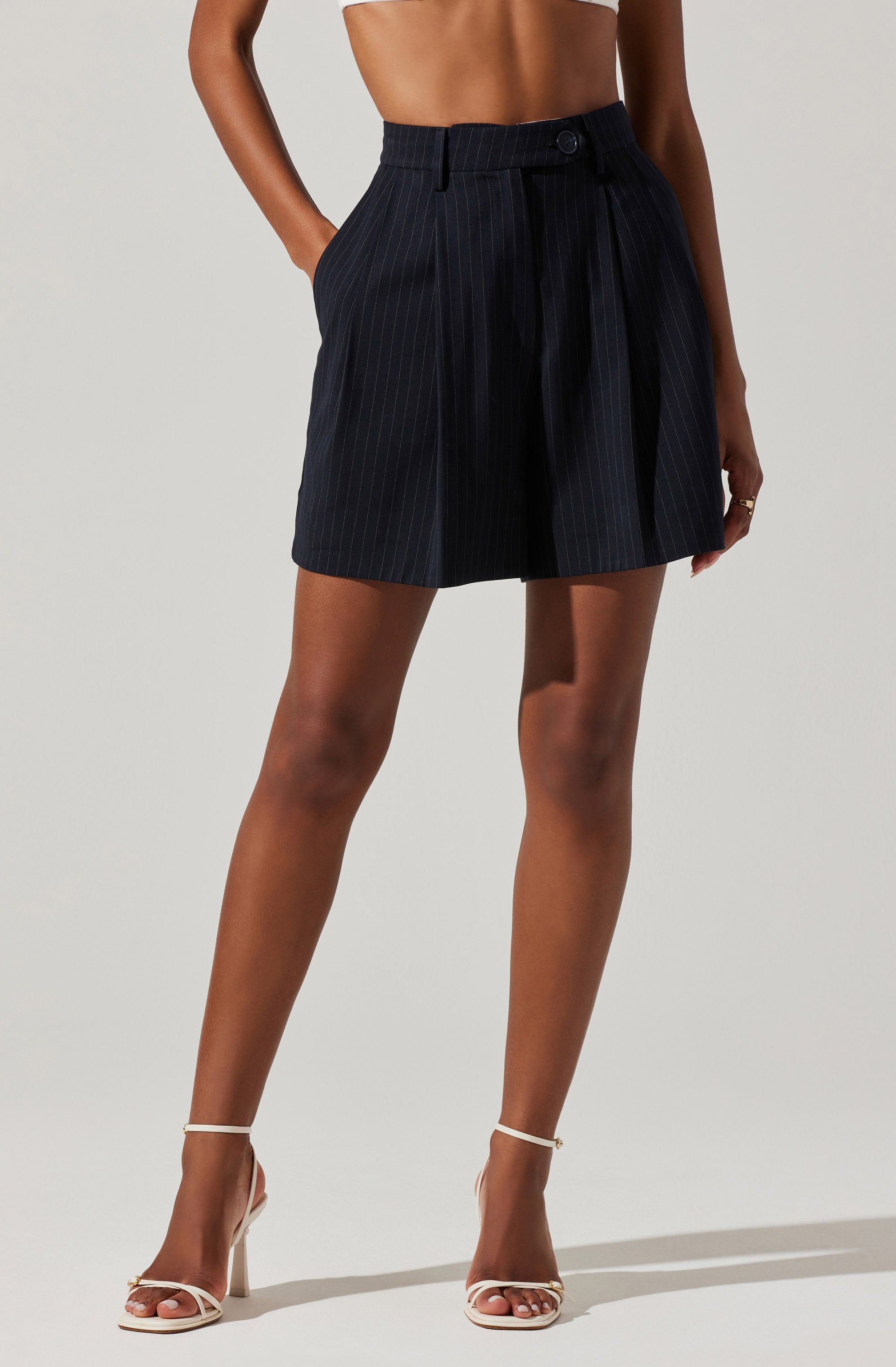 Preston shorts sold by Astr product image thumbnail 2