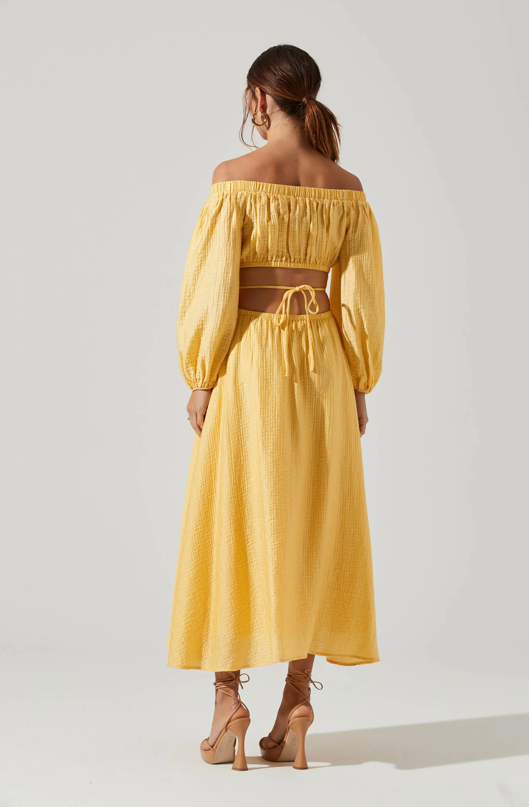 Cassian Cutout Off Shoulder Midi Dress sold by Astr product image thumbnail 5