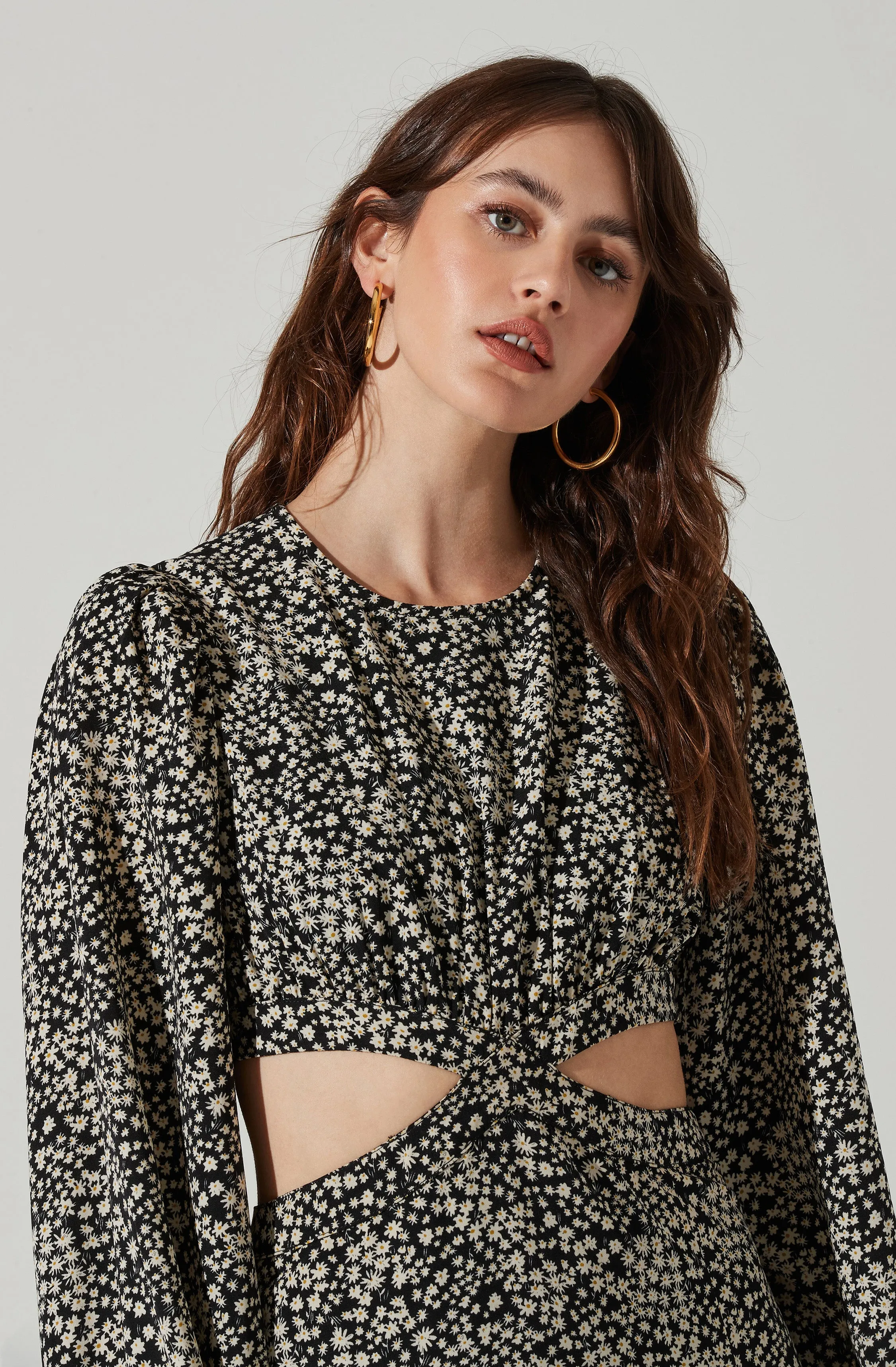 Floral Tie Back Cut Out Midi Dress sold by Astr product image thumbnail 3