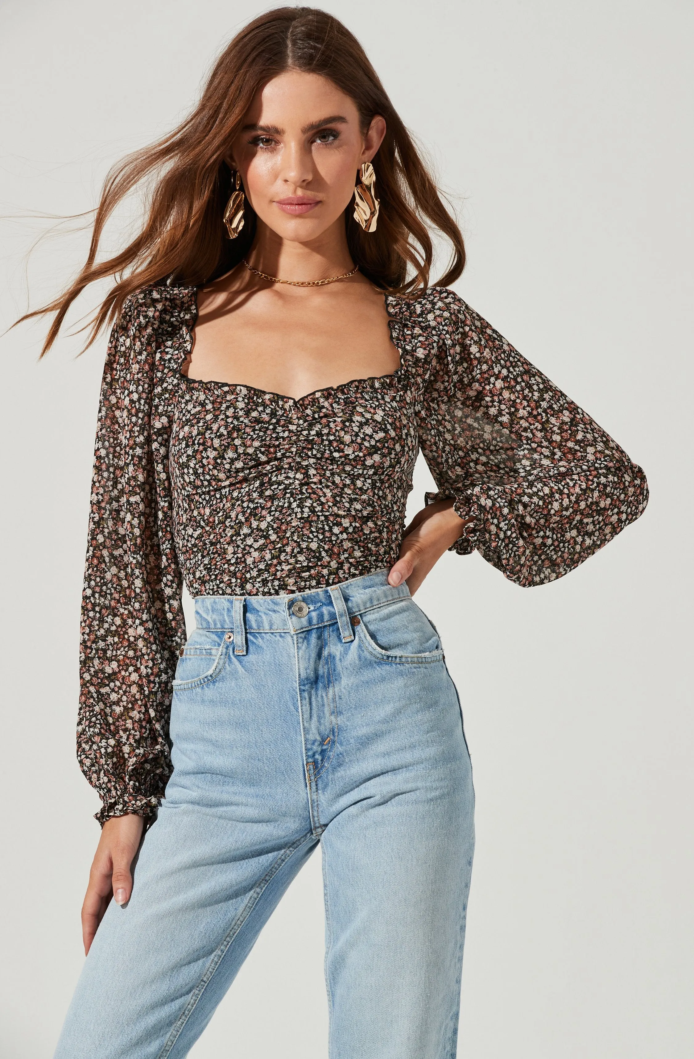 Sweetheart Neck Long Sleeve Top sold by Astr