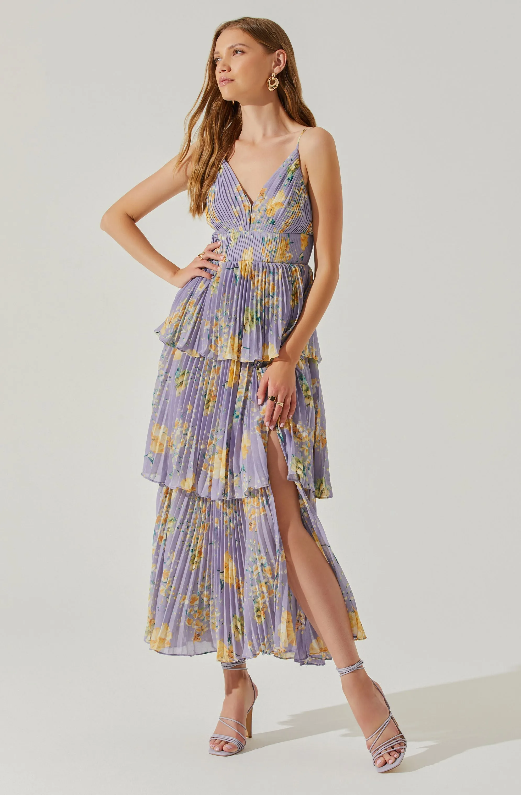 Zaida Floral Tiered Pleated Midi Dress sold by Astr product image thumbnail 3
