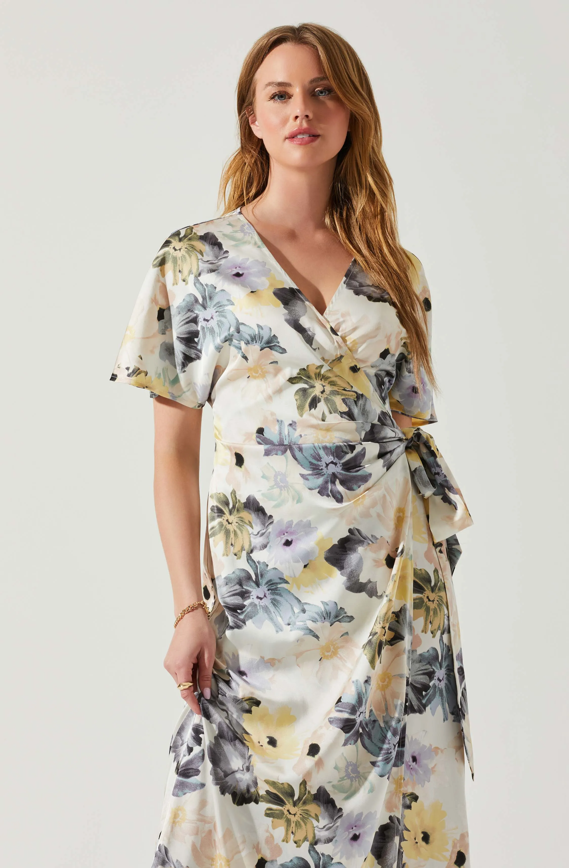 Floral Short Sleeve Wrap Front Maxi Dress sold by Astr product image thumbnail 4