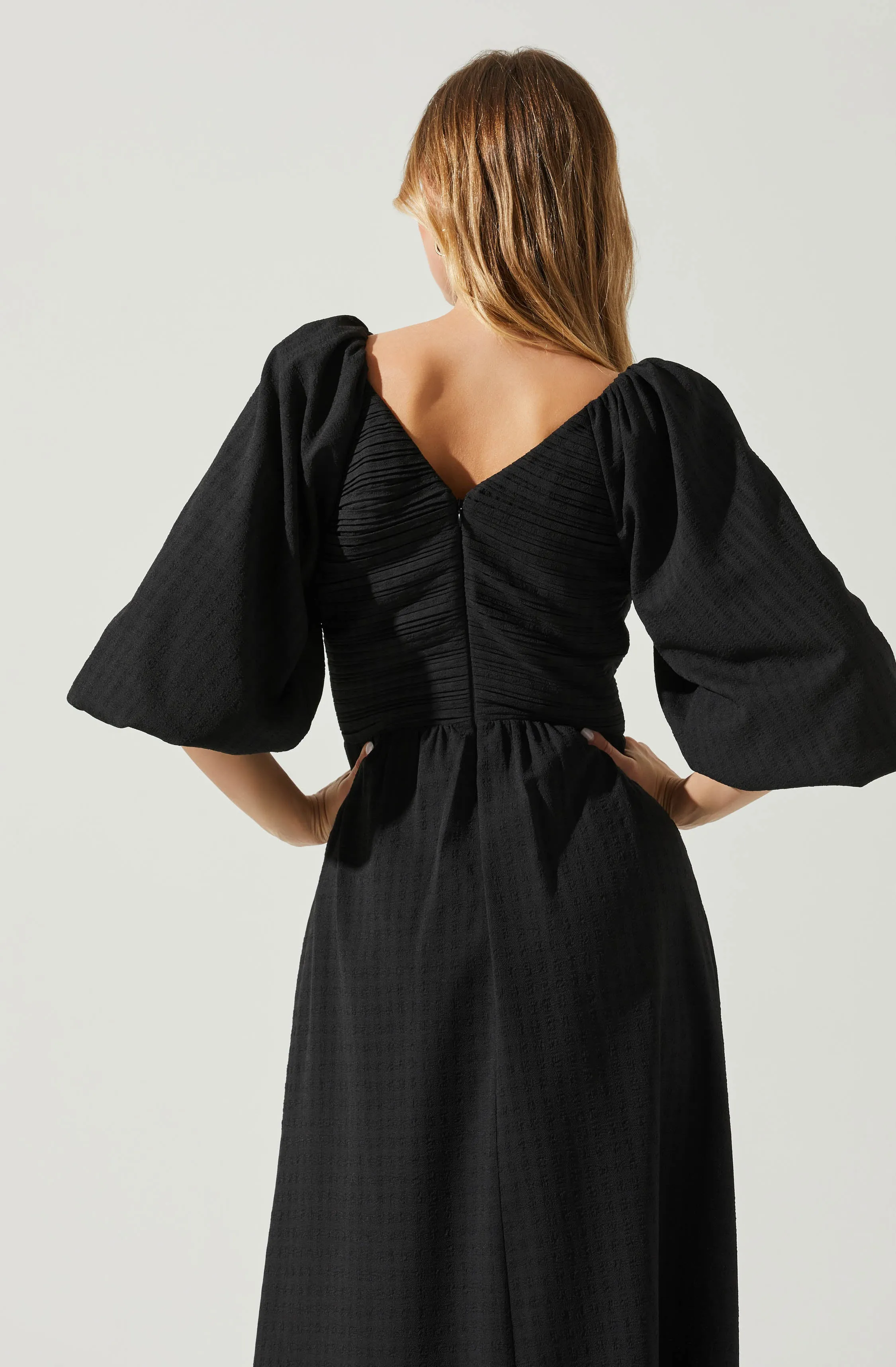 Juniper Half Sleeve Textured Midi Dress sold by Astr product image thumbnail 5