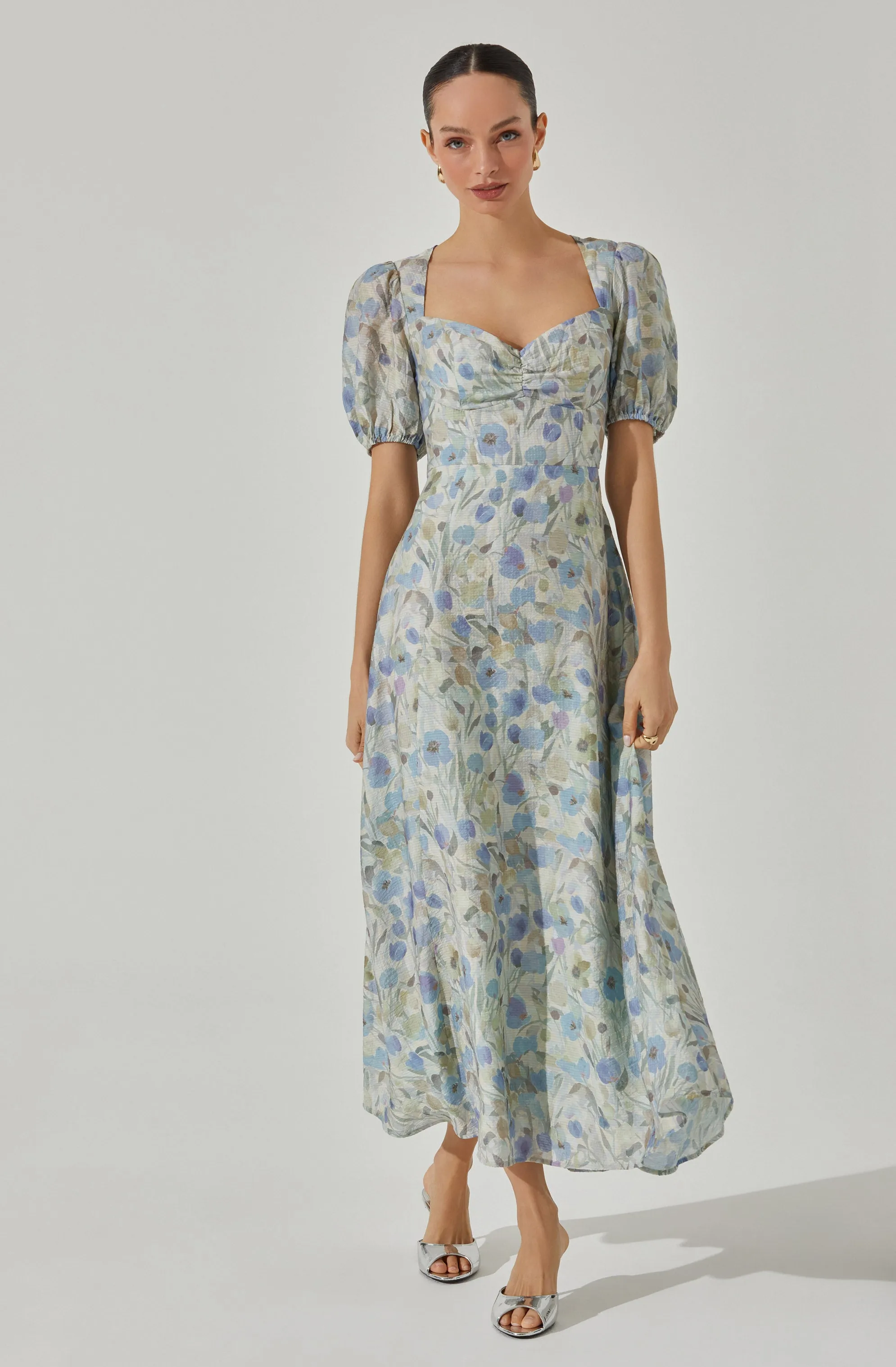 Sweetheart Puff Sleeve Midi Dress sold by Astr product image thumbnail 3