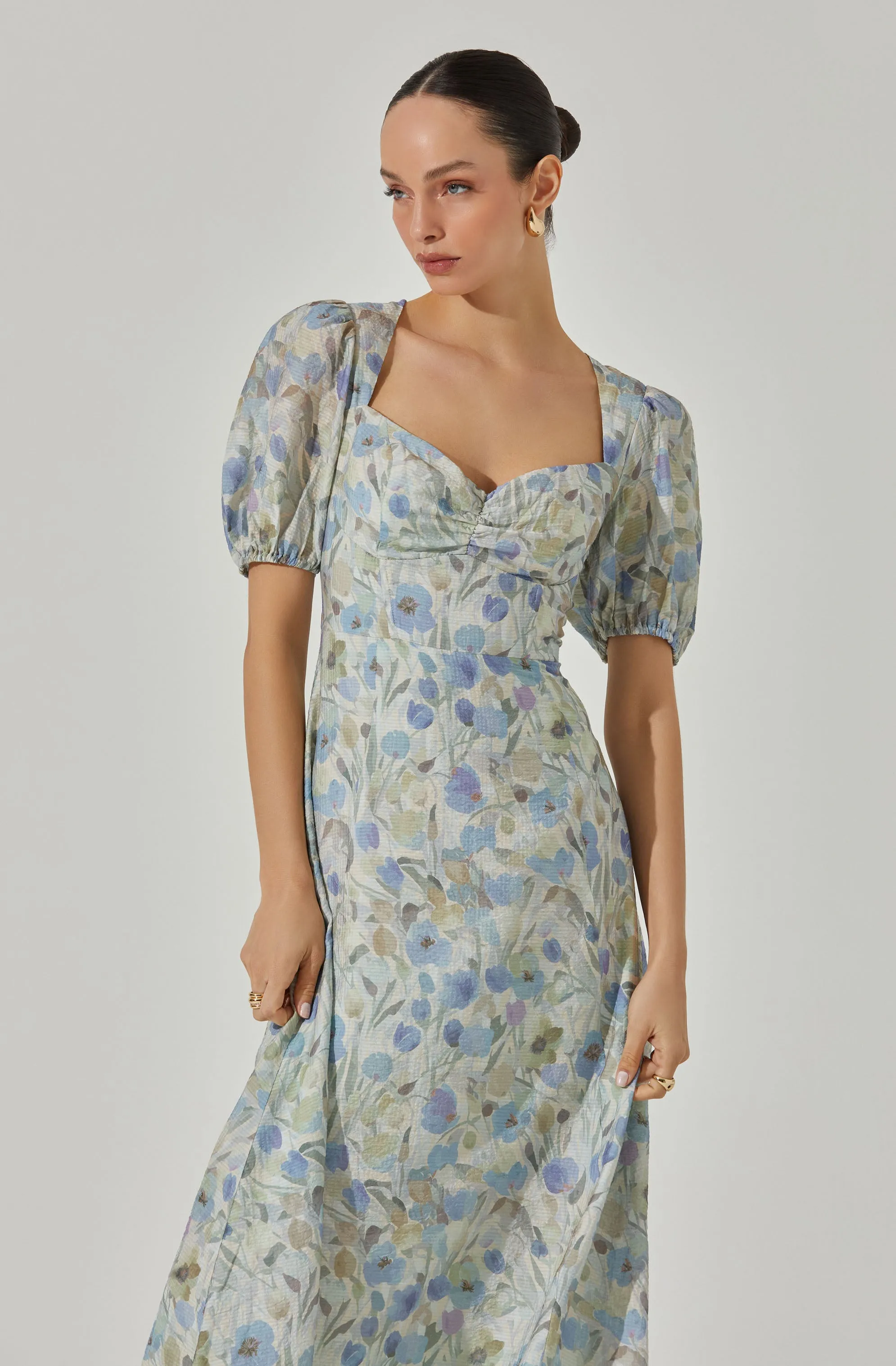 Sweetheart Puff Sleeve Midi Dress sold by Astr product image thumbnail 4