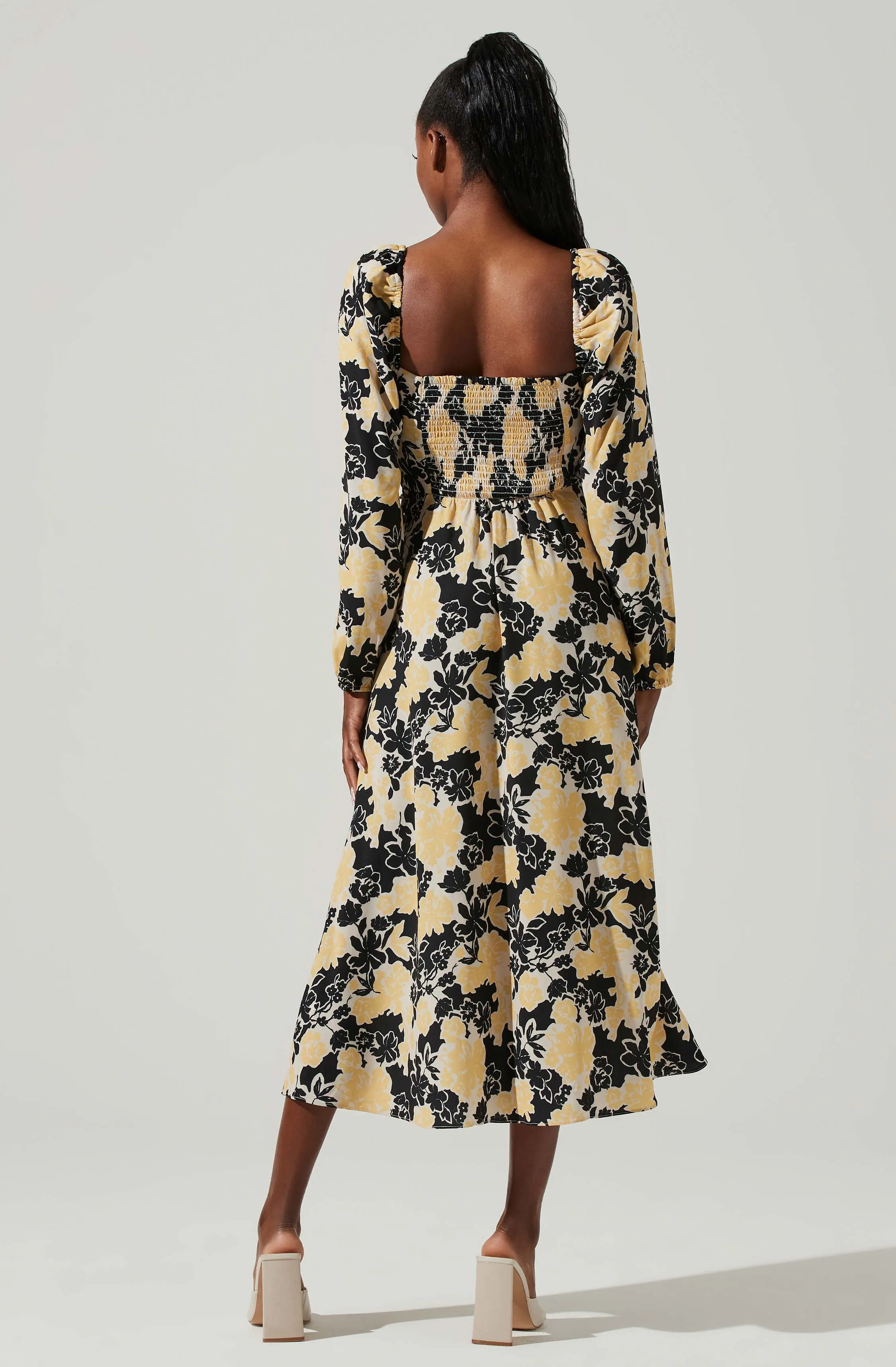 Hayden Floral Square Neck Tie Waist Midi Dress sold by Astr product image thumbnail 4