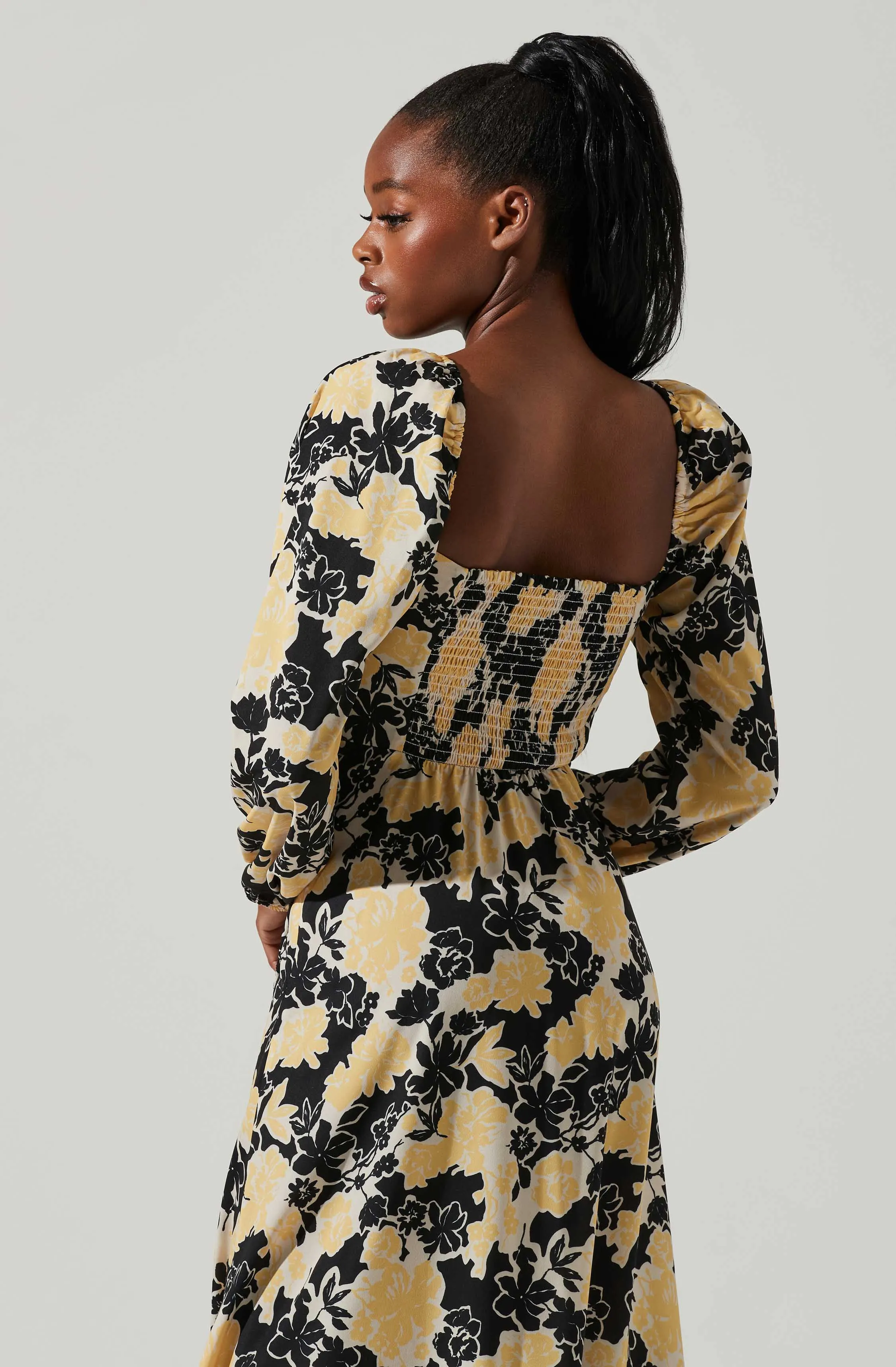 Hayden Floral Square Neck Tie Waist Midi Dress sold by Astr product image thumbnail 3