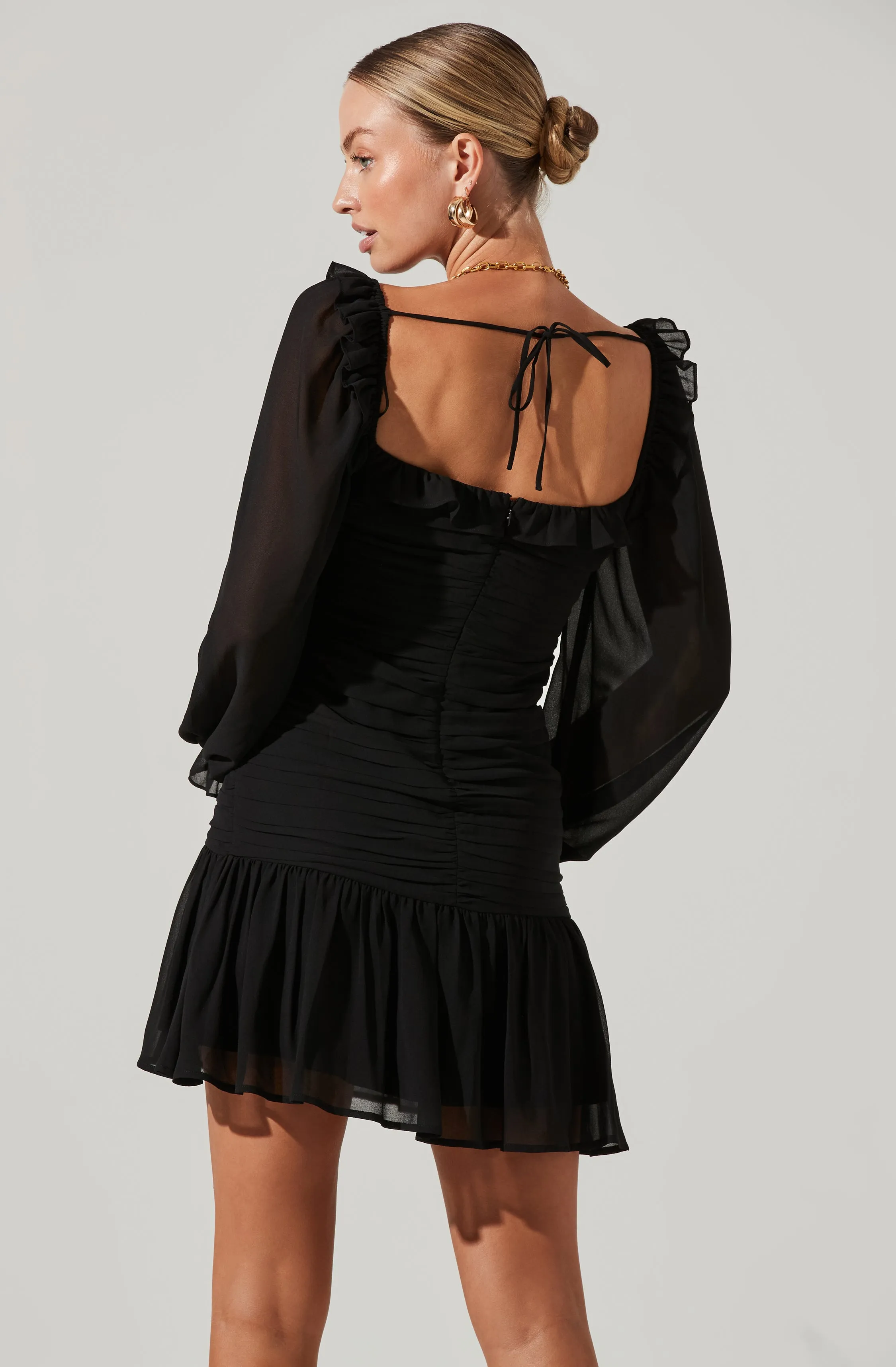 Carmella Sweetheart Ruched Long Sleeve Mini Dress sold by Astr product image thumbnail 4