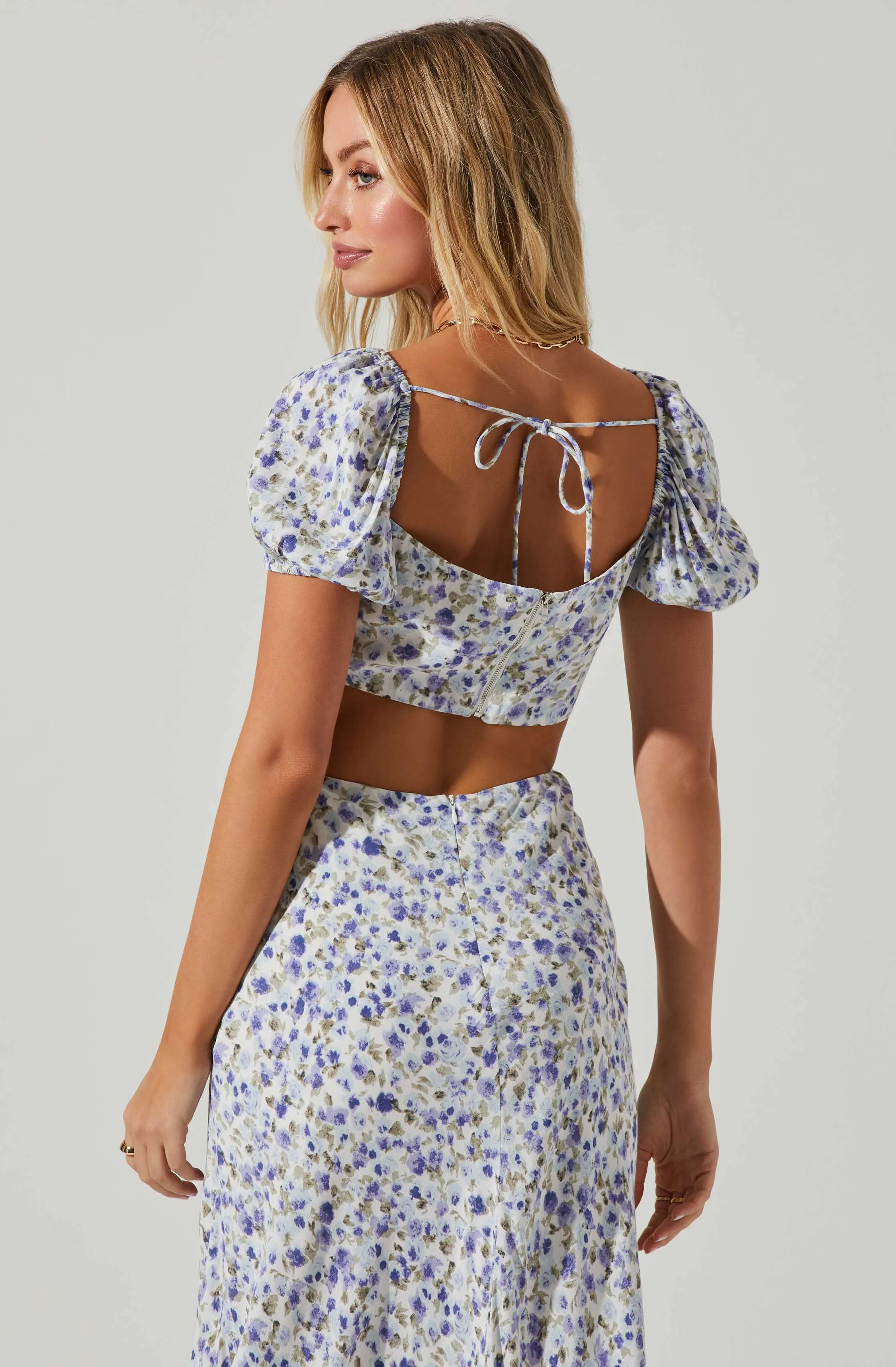 Posie Floral Cutout Puff Sleeve Midi Dress sold by Astr product image thumbnail 3