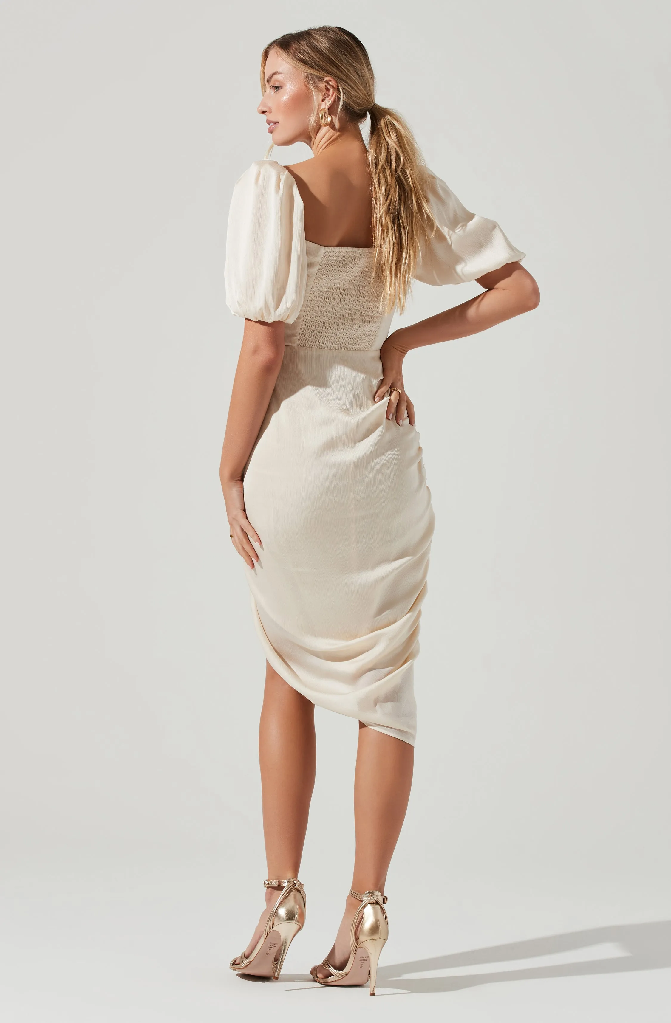 Emma Ruched Bubble Sleeve Midi Dress sold by Astr product image thumbnail 5