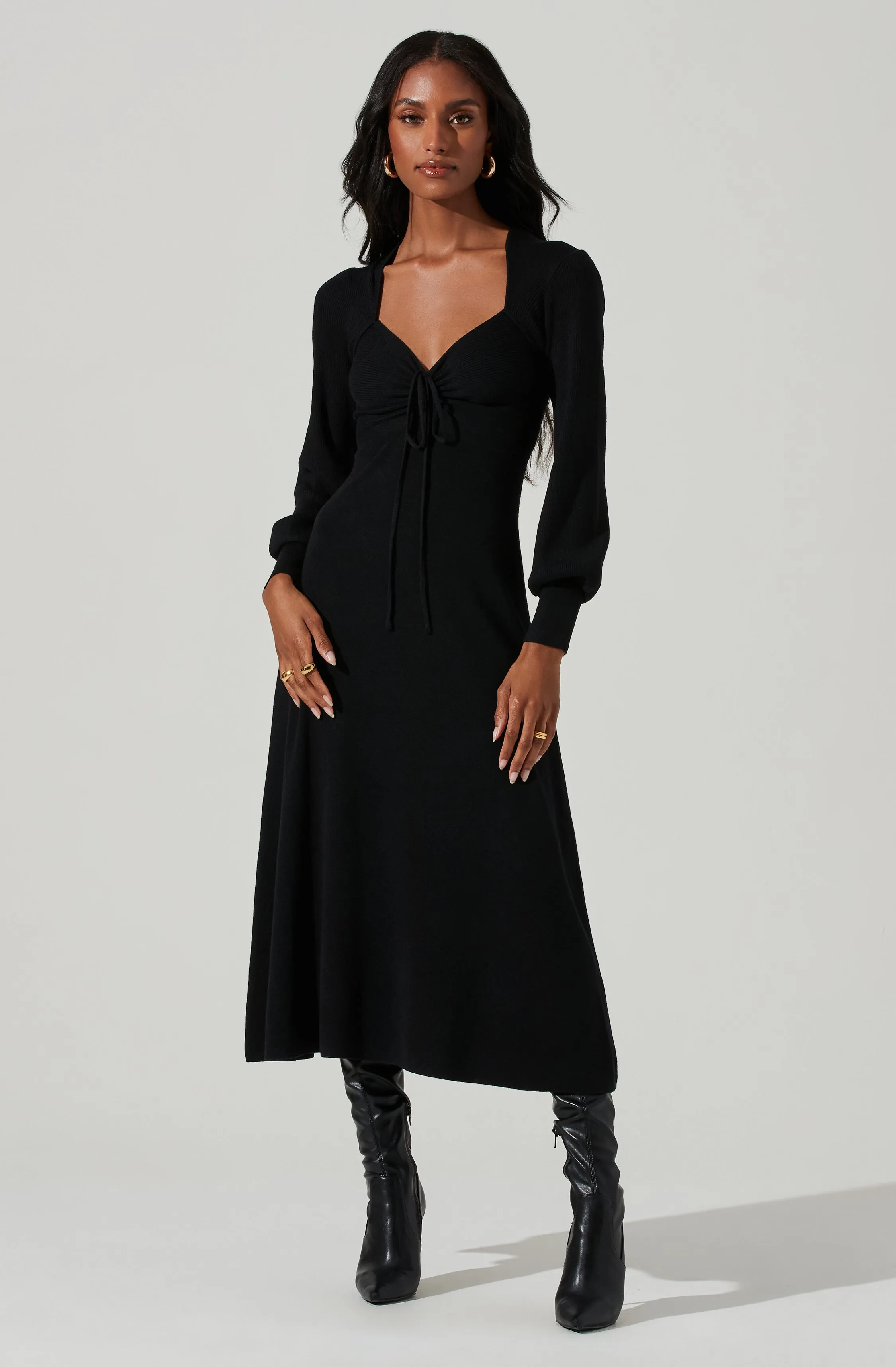 Genevieve Knit Sweetheart Long Sleeve Midi Dress sold by Astr product image thumbnail 3