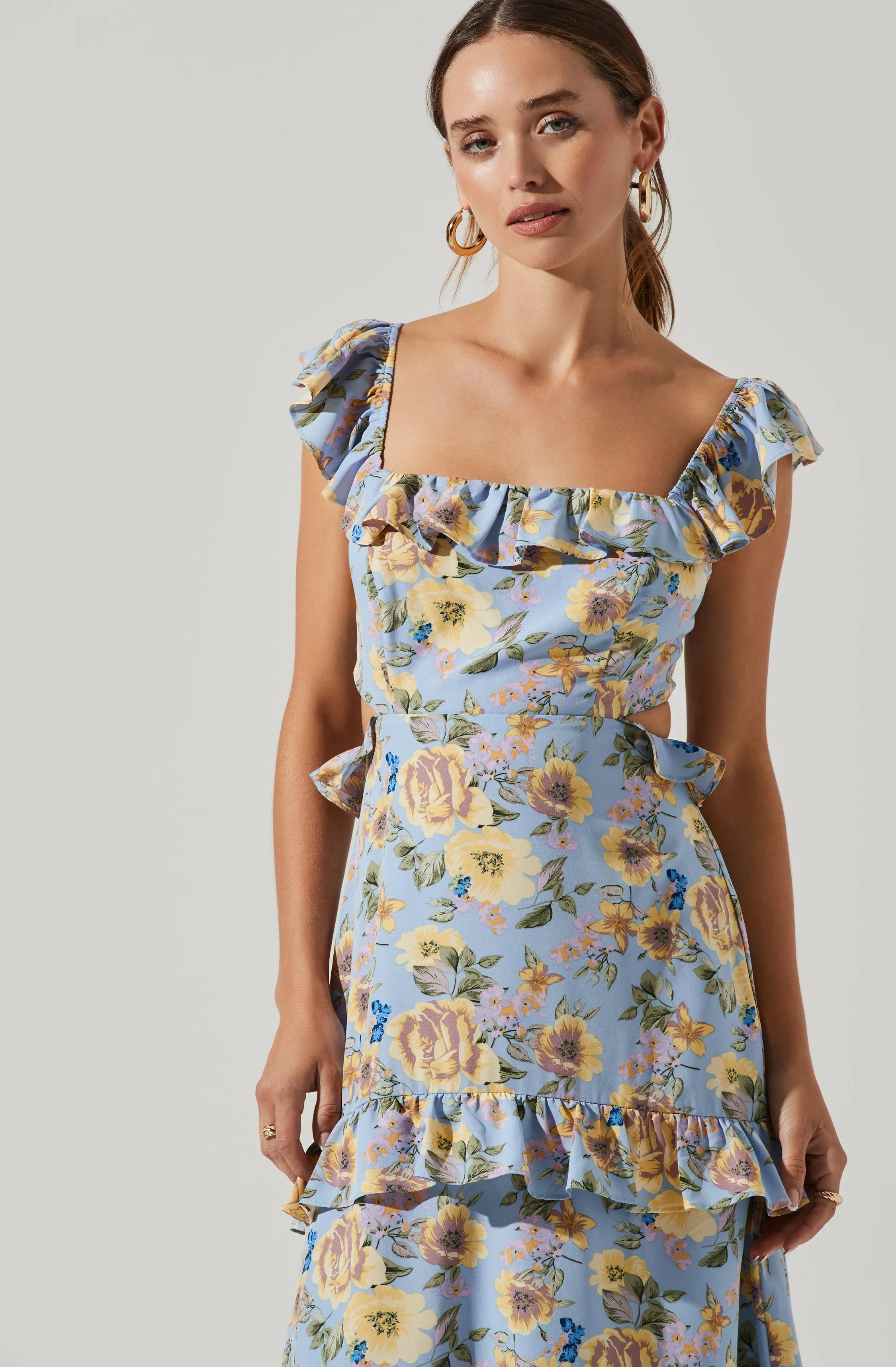 Lysette Floral Ruffle Cutout Maxi Dress sold by Astr product image thumbnail 4