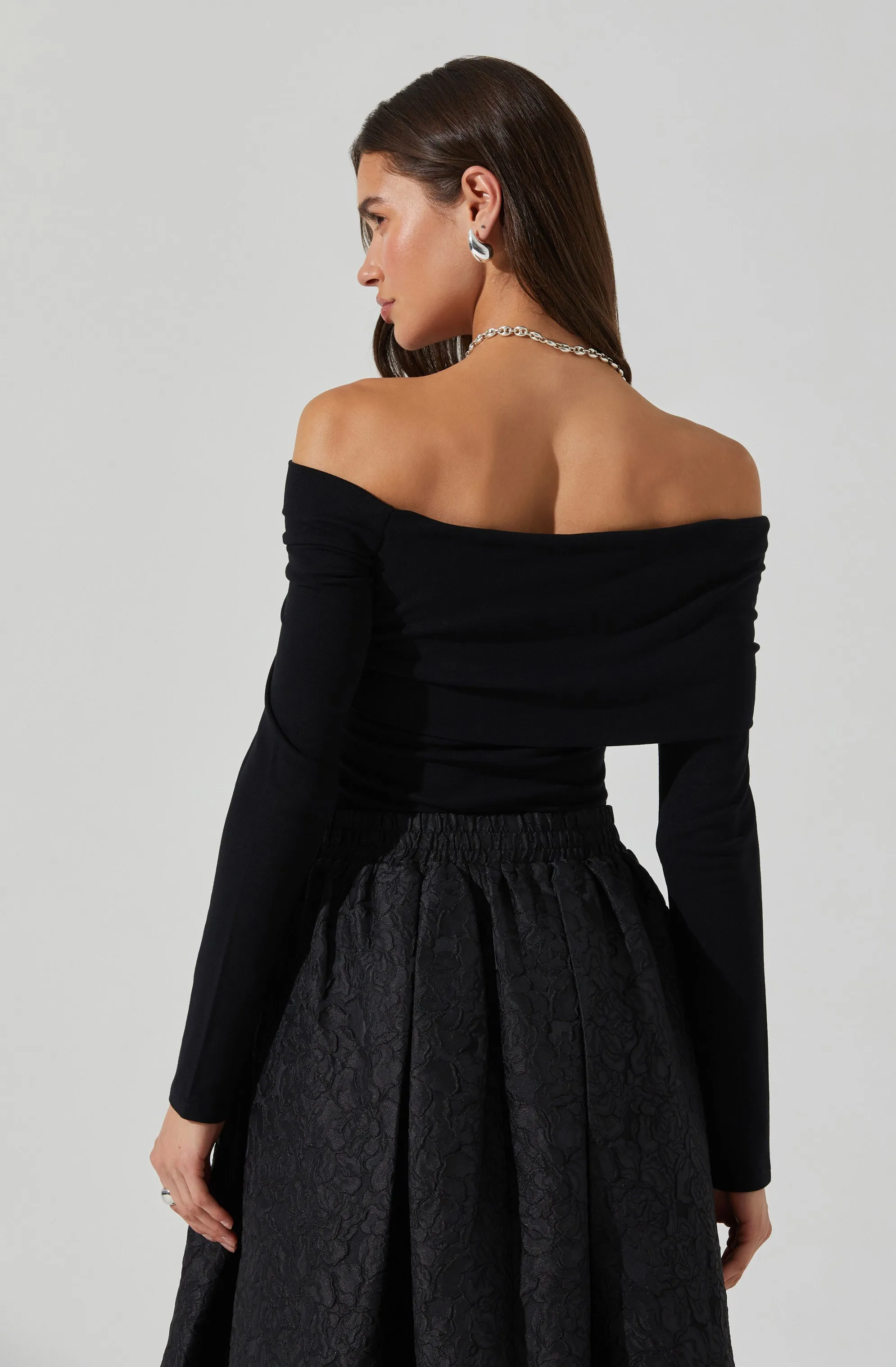 Jada Off Shoulder Top sold by Astr product image thumbnail 5