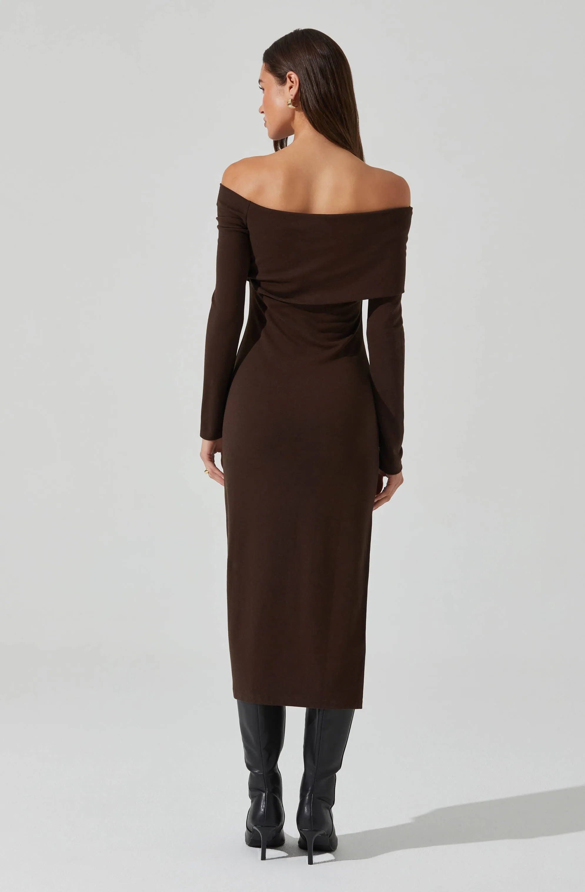 Jada Off Shoulder Midi Dress sold by Astr product image thumbnail 4