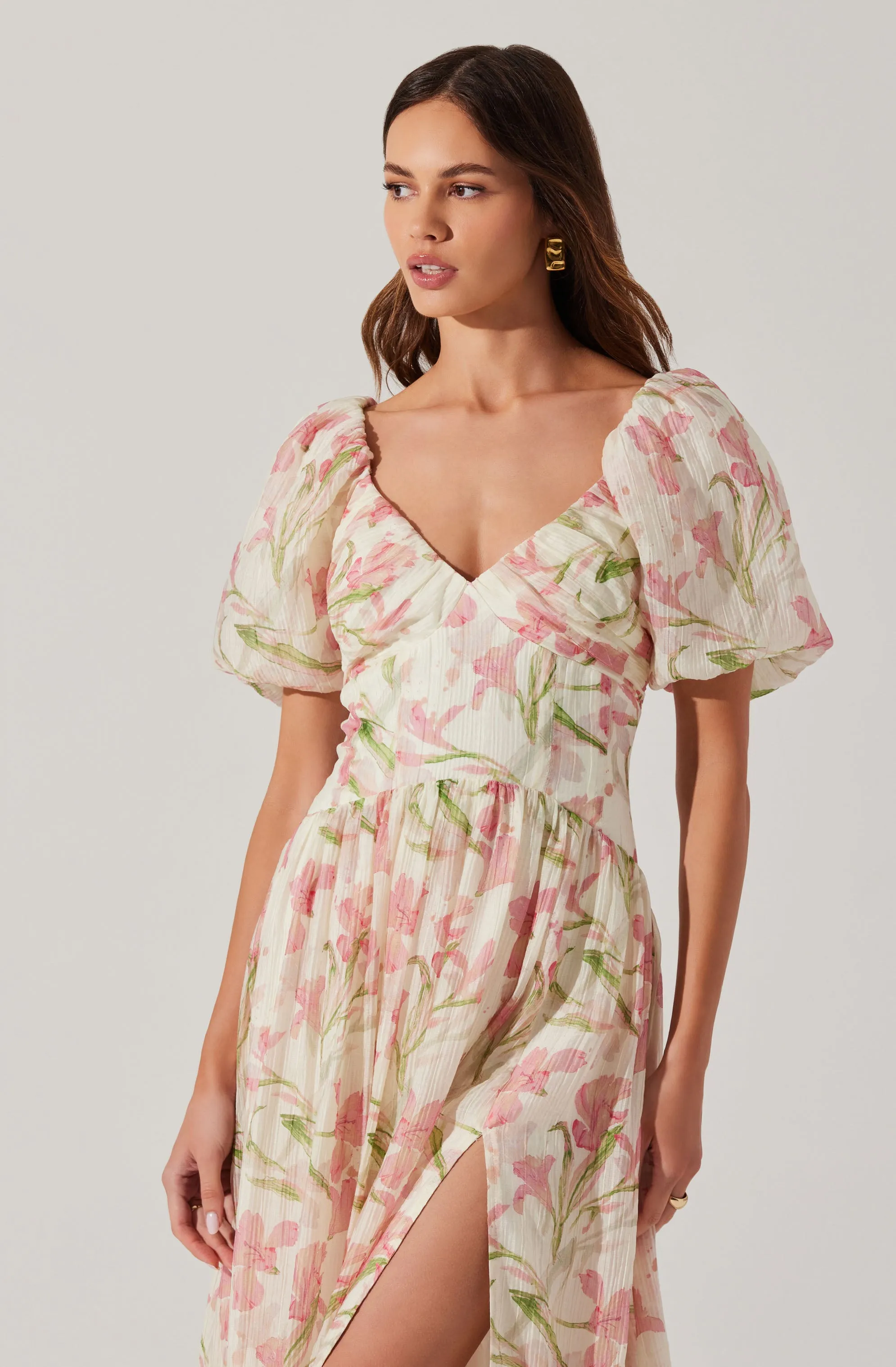 Sasilia Floral Puff Sleeve Dress sold by Astr product image thumbnail 2