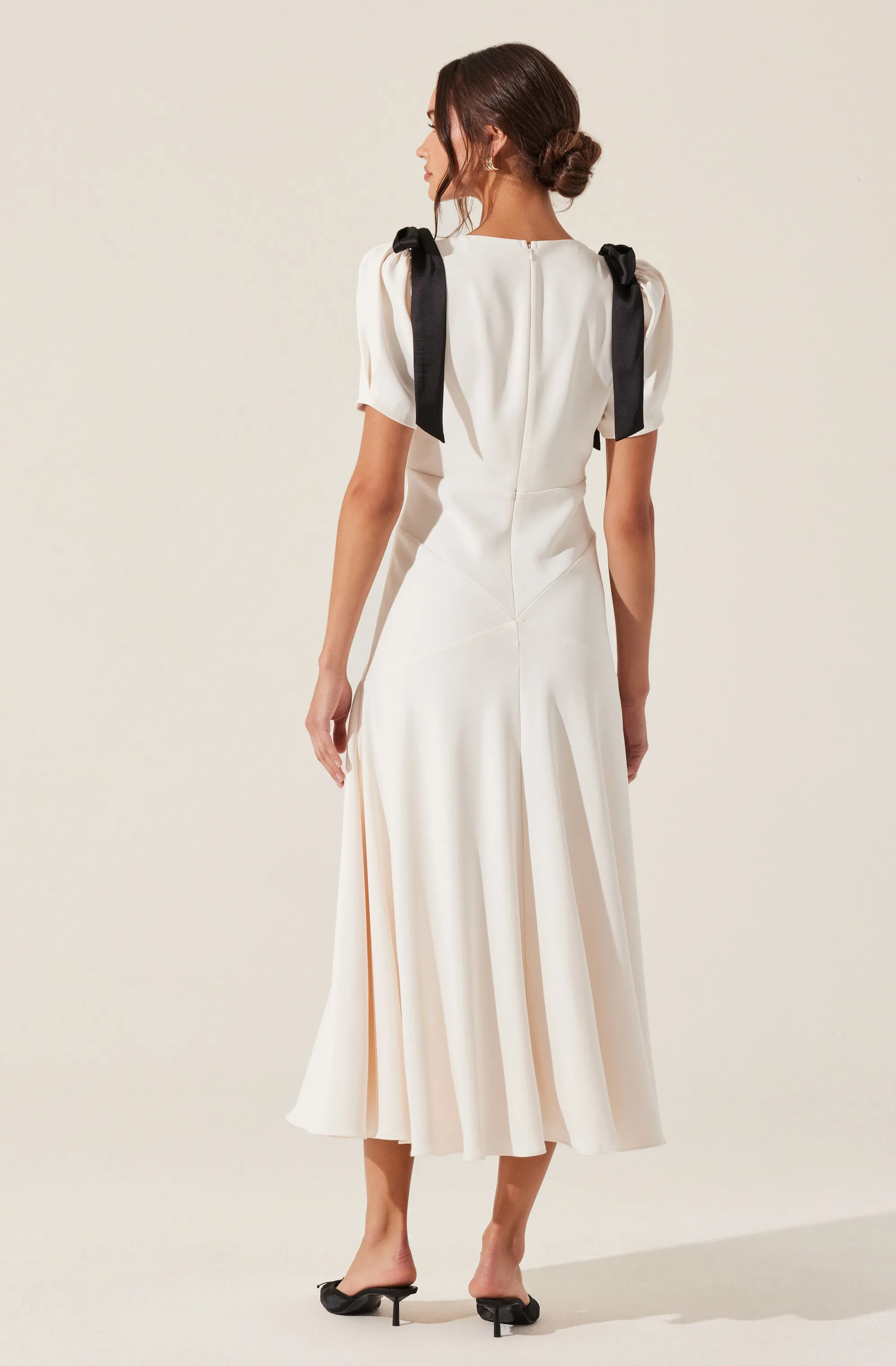 Ciela Bow Puff Sleeve Dress sold by Astr product image thumbnail 4
