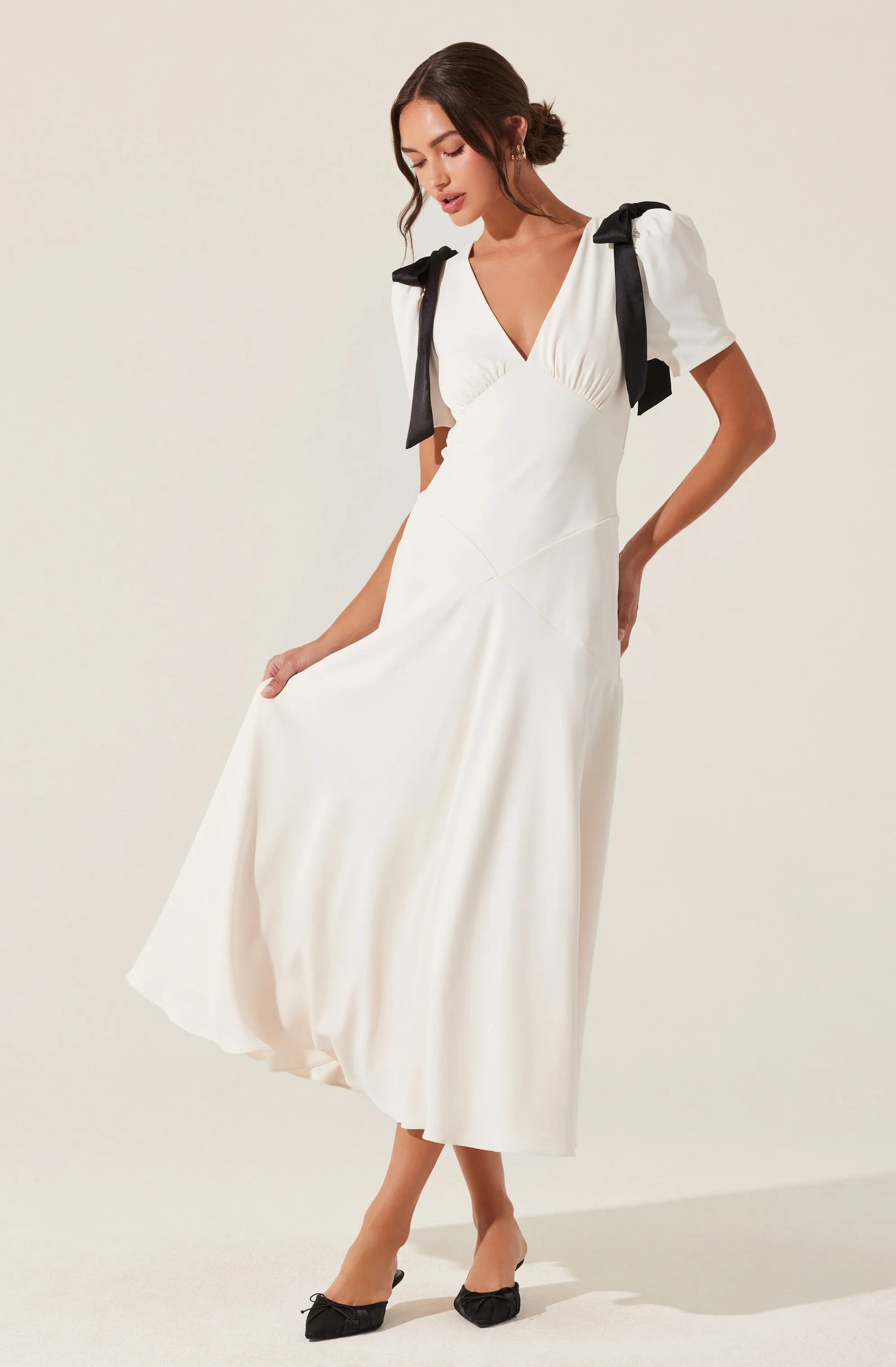 Ciela Bow Puff Sleeve Dress sold by Astr product image thumbnail 3