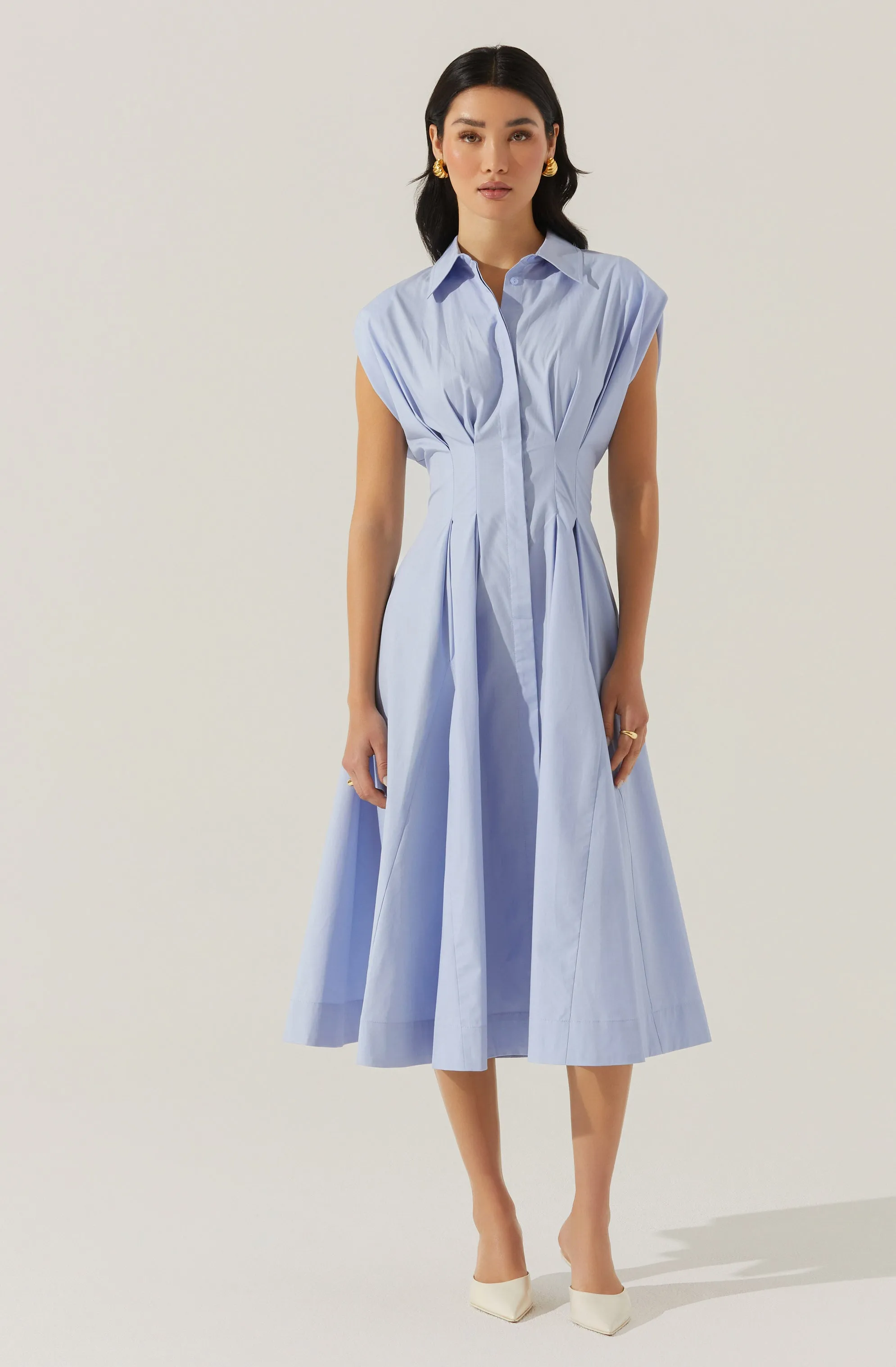 Beckett Tapered Waist Pleated Dress sold by Astr product image thumbnail 4