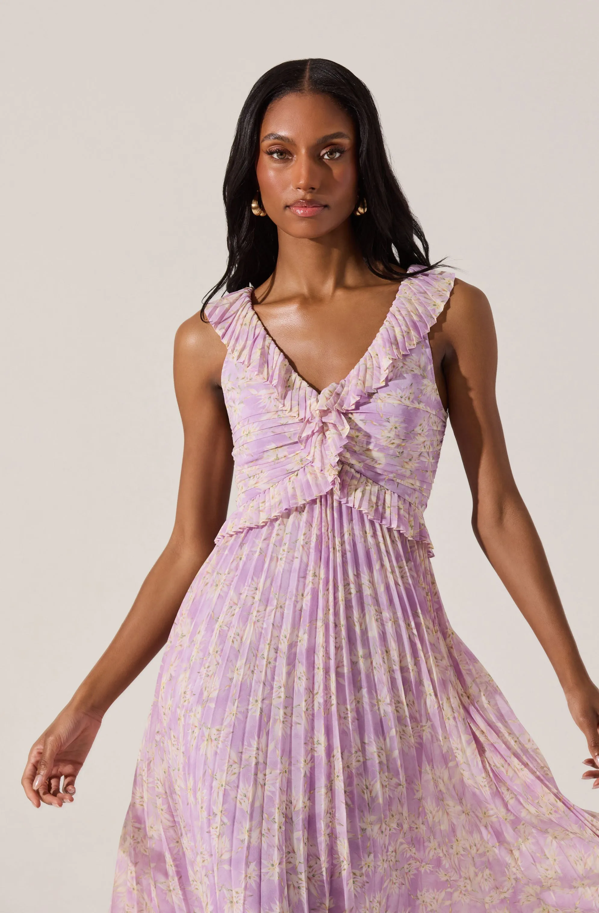 Floral Ruffle Pleated Midi Dress sold by Astr product image thumbnail 4