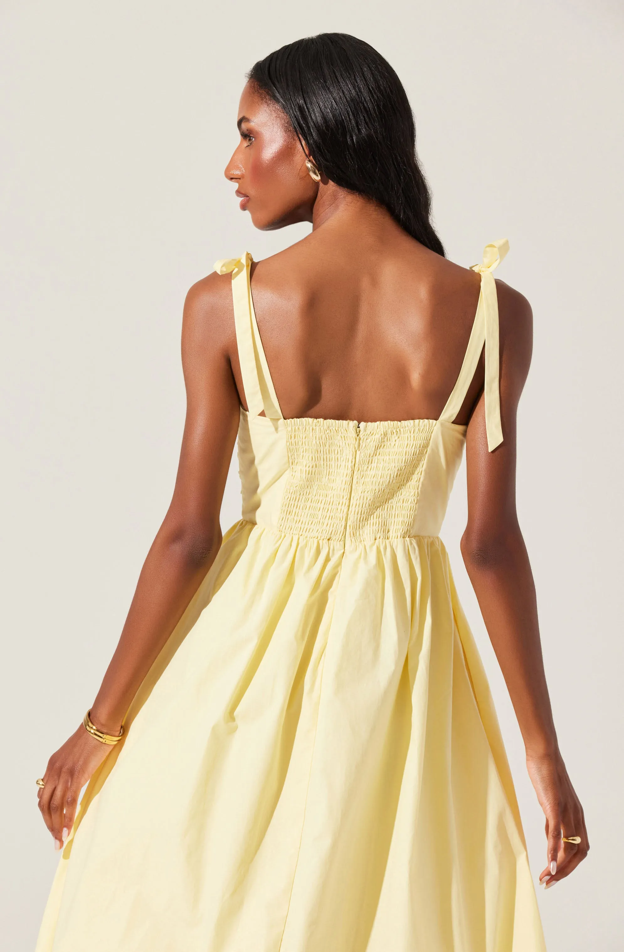 Helia Bow Front Midi Dress sold by Astr product image thumbnail 5