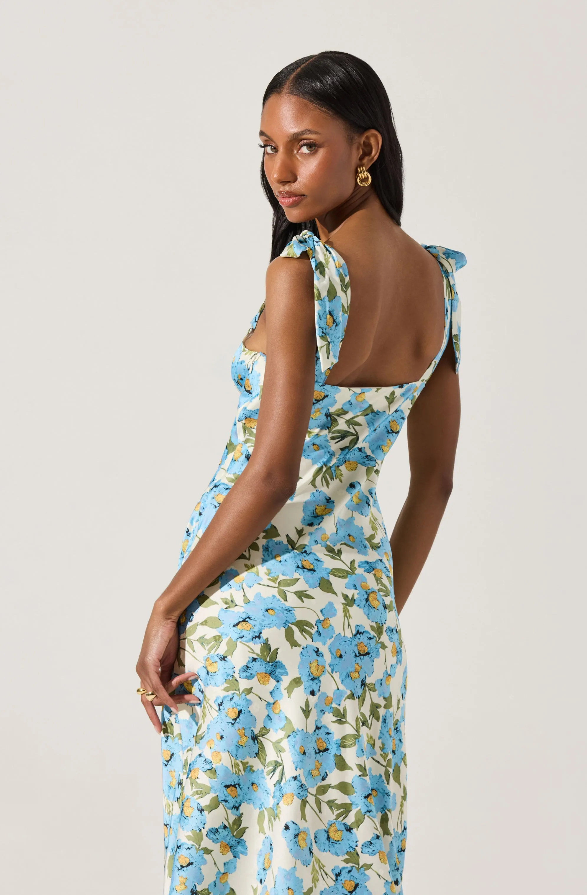 Sweetheart Bow Strap Midi Dress sold by Astr product image thumbnail 4