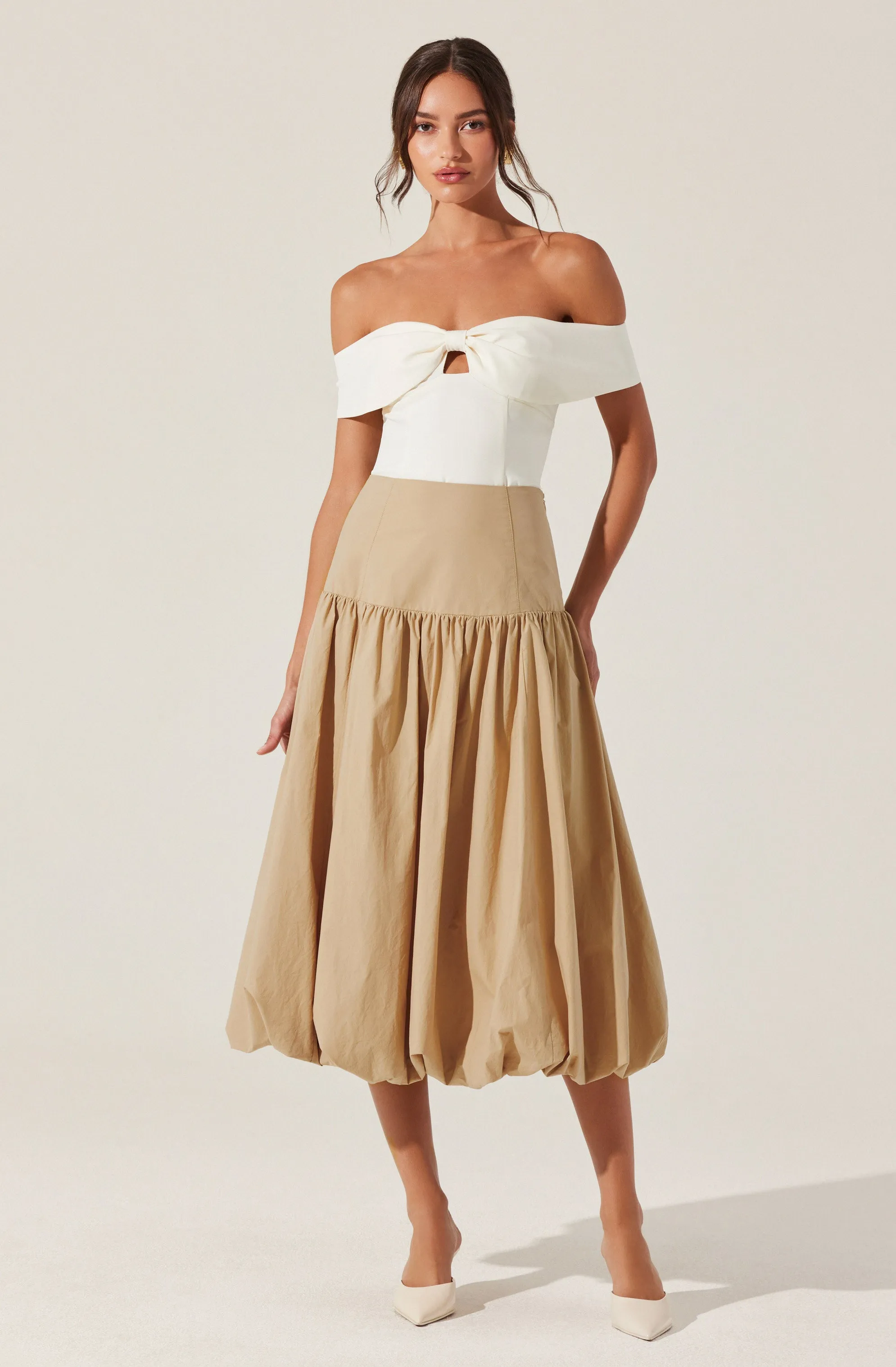 Laryn Drop Waist Bubble Skirt sold by Astr product image thumbnail 4