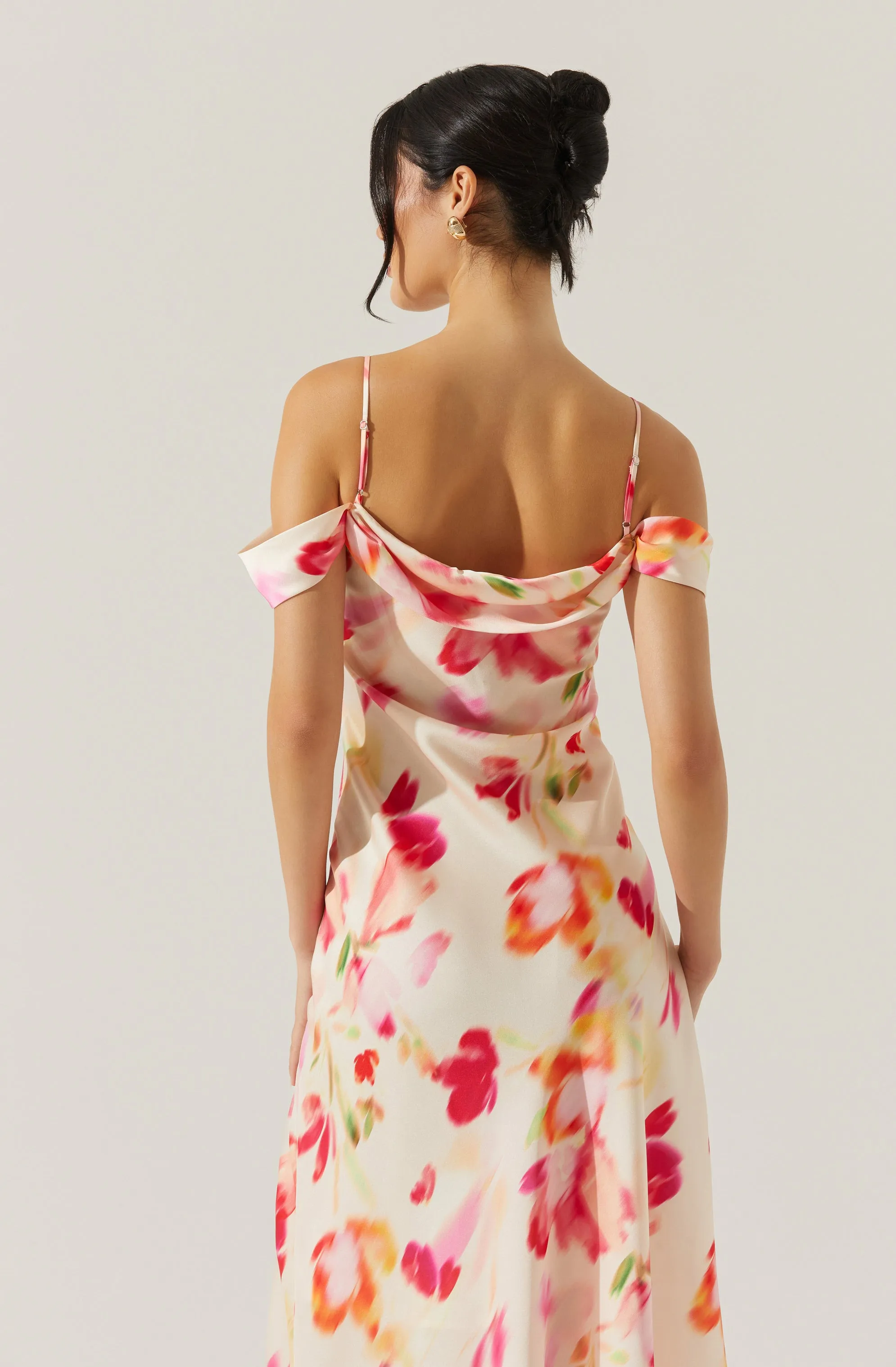 Kitura Cold Shoulder Floral Maxi Dress sold by Astr product image thumbnail 5