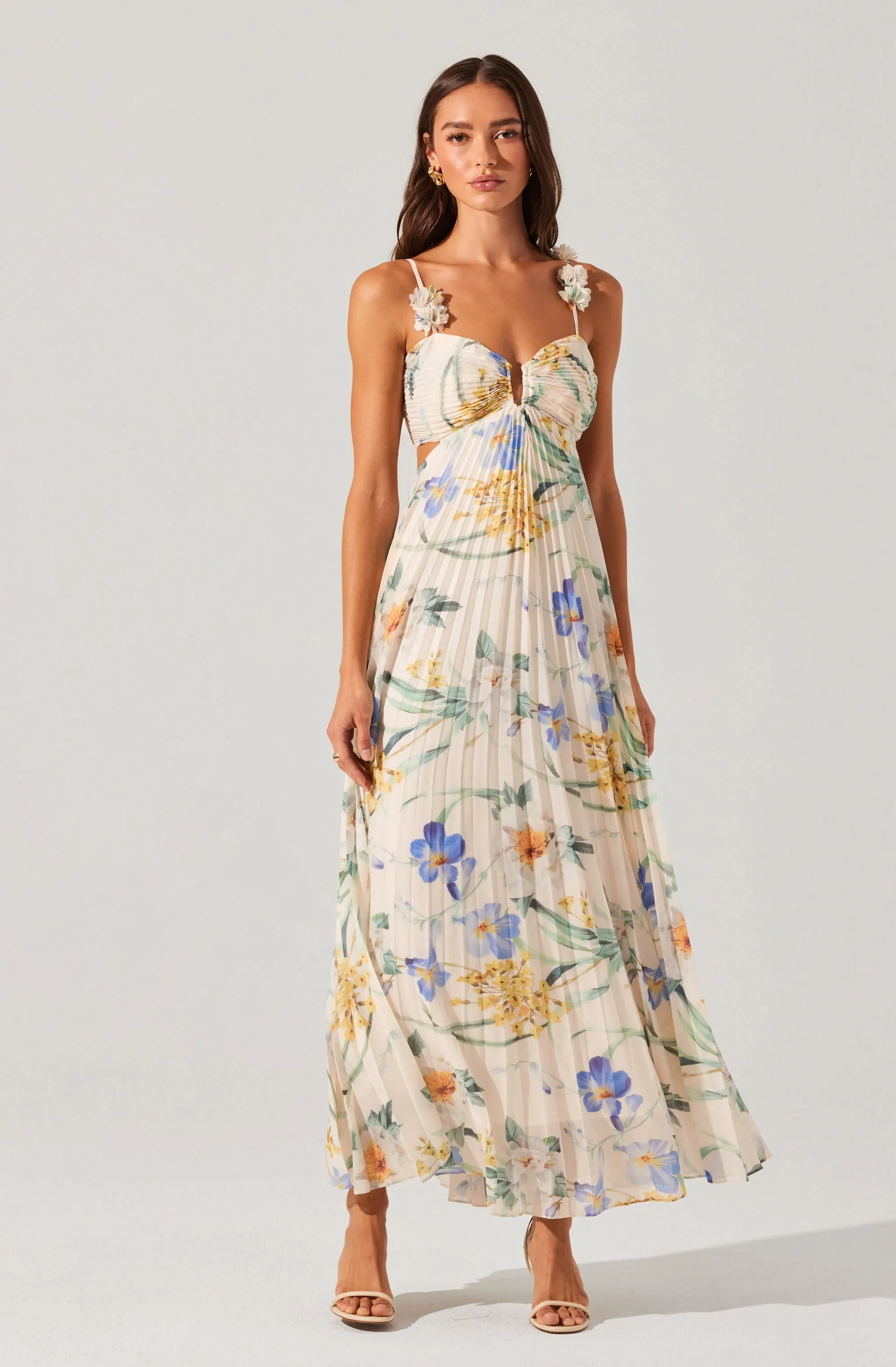 Emese Floral Pleated Maxi Dress sold by Astr product image thumbnail 5