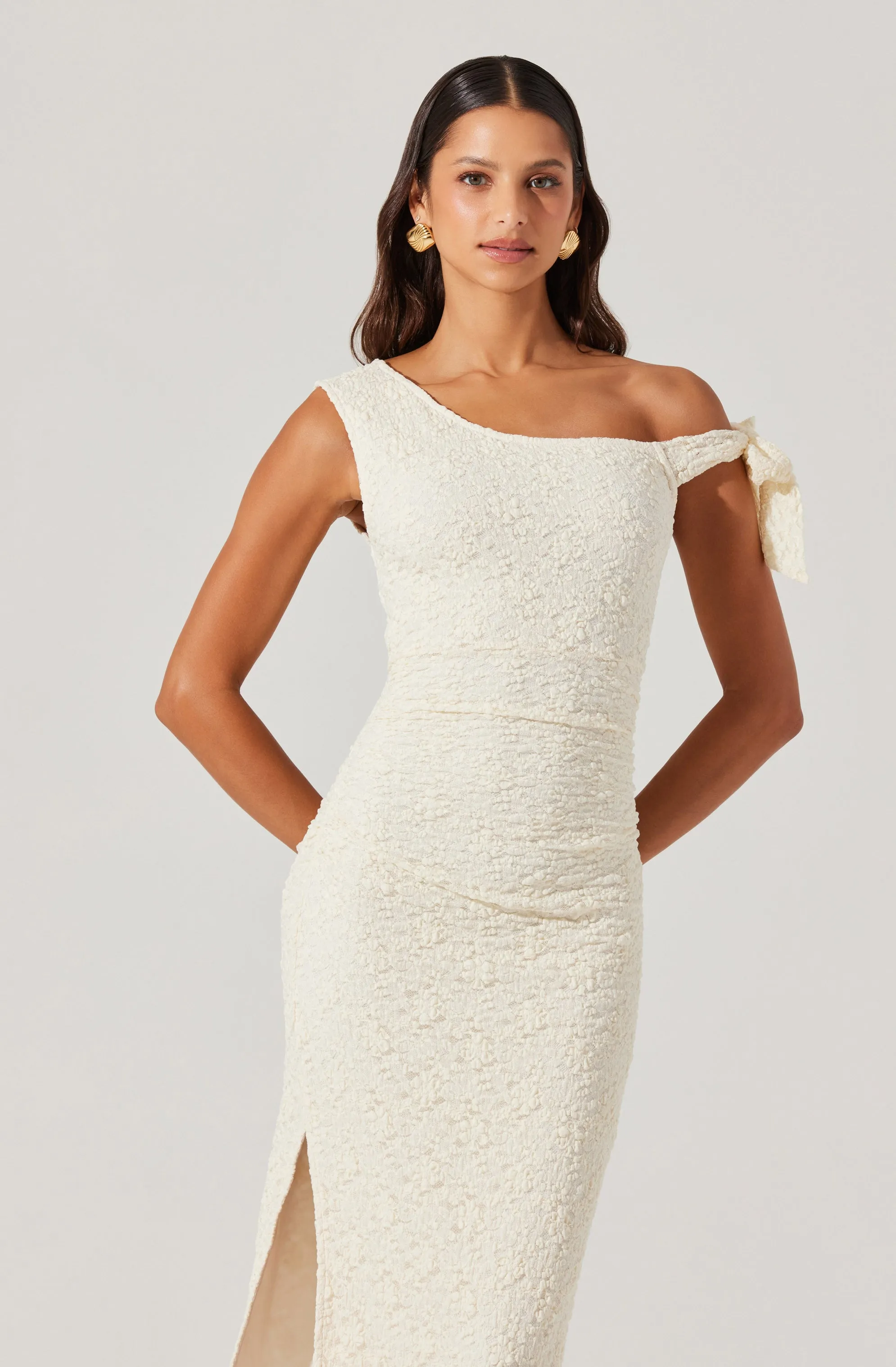 Emely Off Shoulder Midi Dress sold by Astr product image thumbnail 5