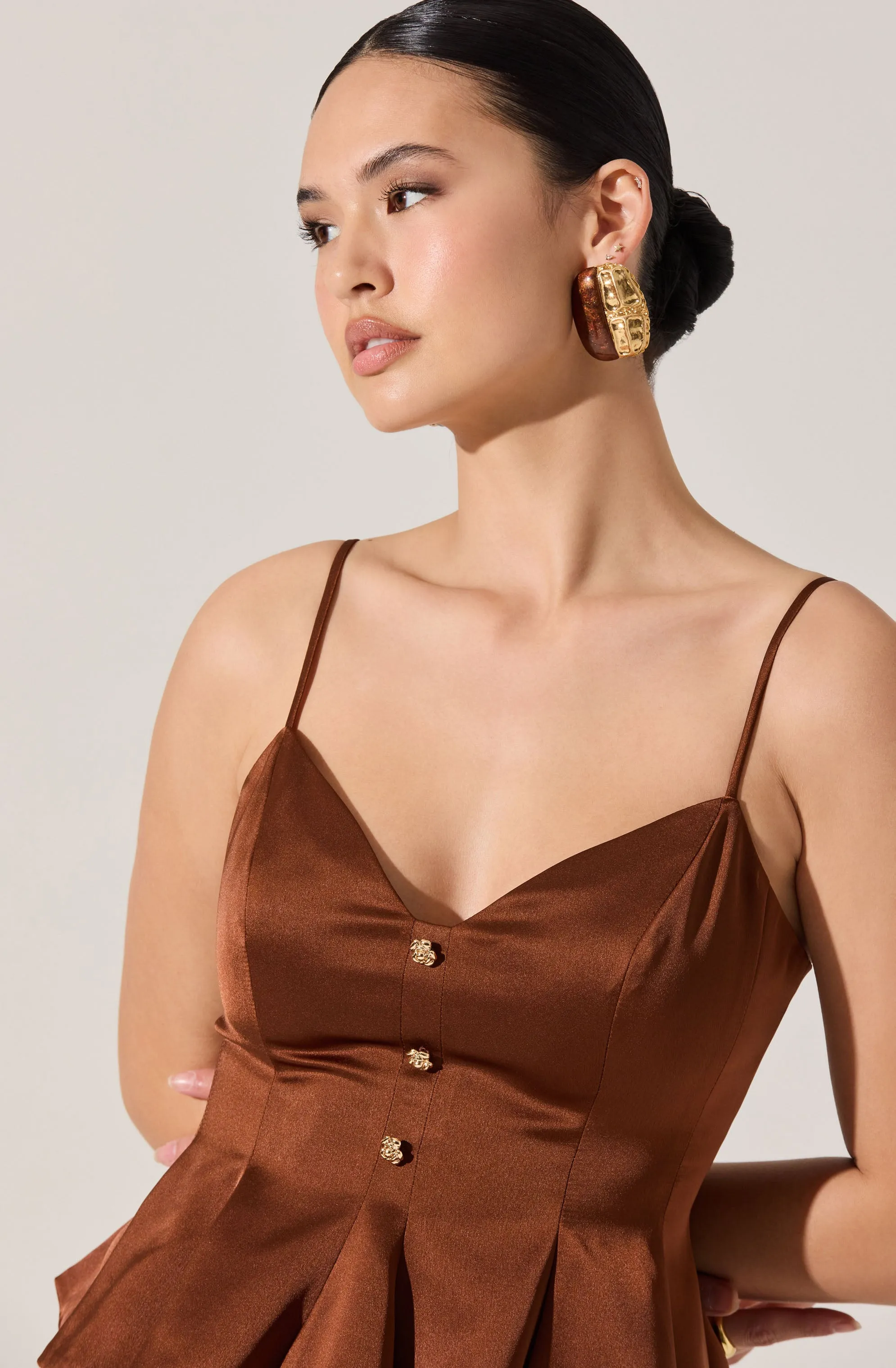 Paislee Satin Pleated Peplum Top sold by Astr product image thumbnail 5