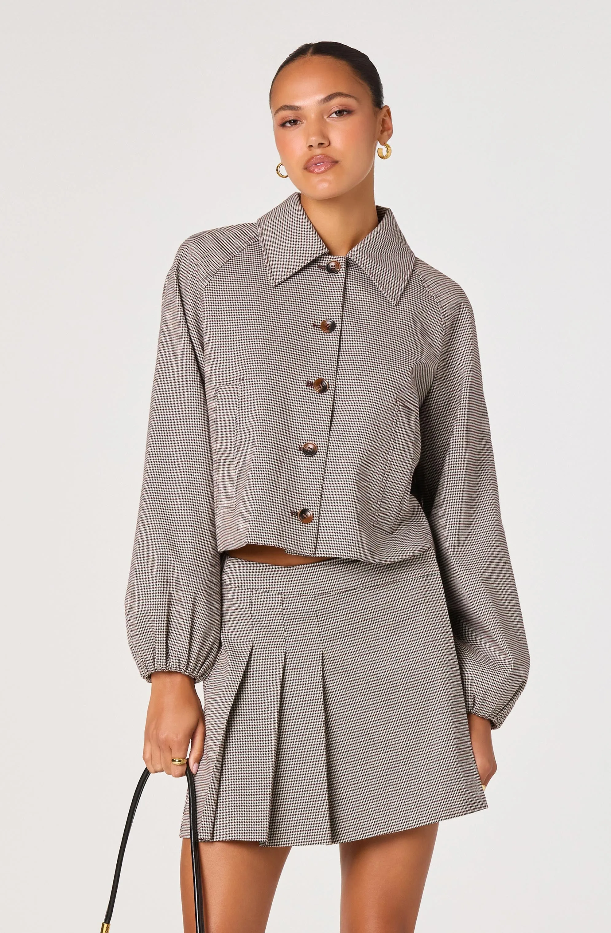 Cropped Tailored Balloon Sleeve Jacket sold by Astr product image thumbnail 3