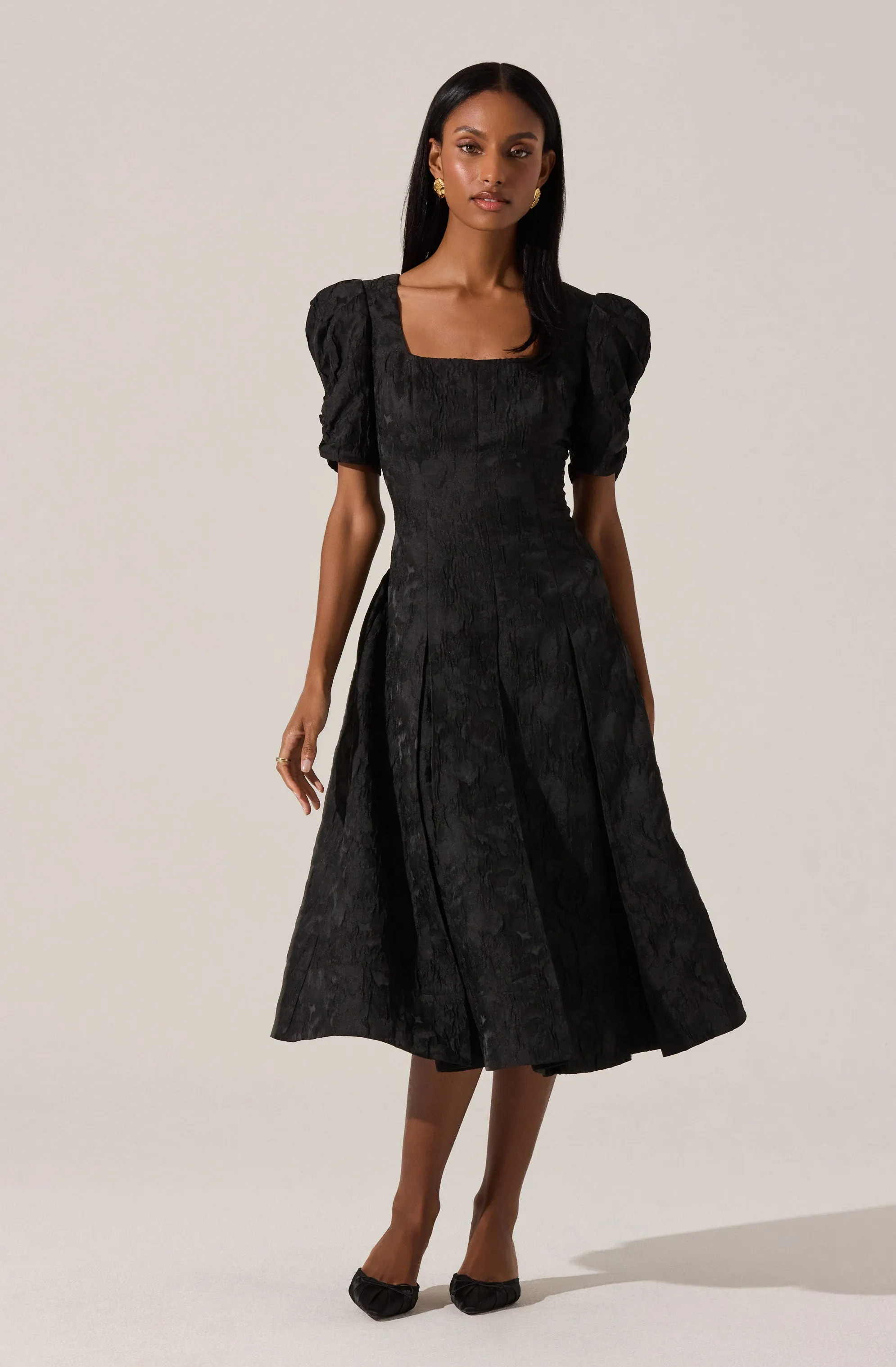 Mosella Jacquard Puff Sleeve Midi Dress sold by Astr product image thumbnail 5