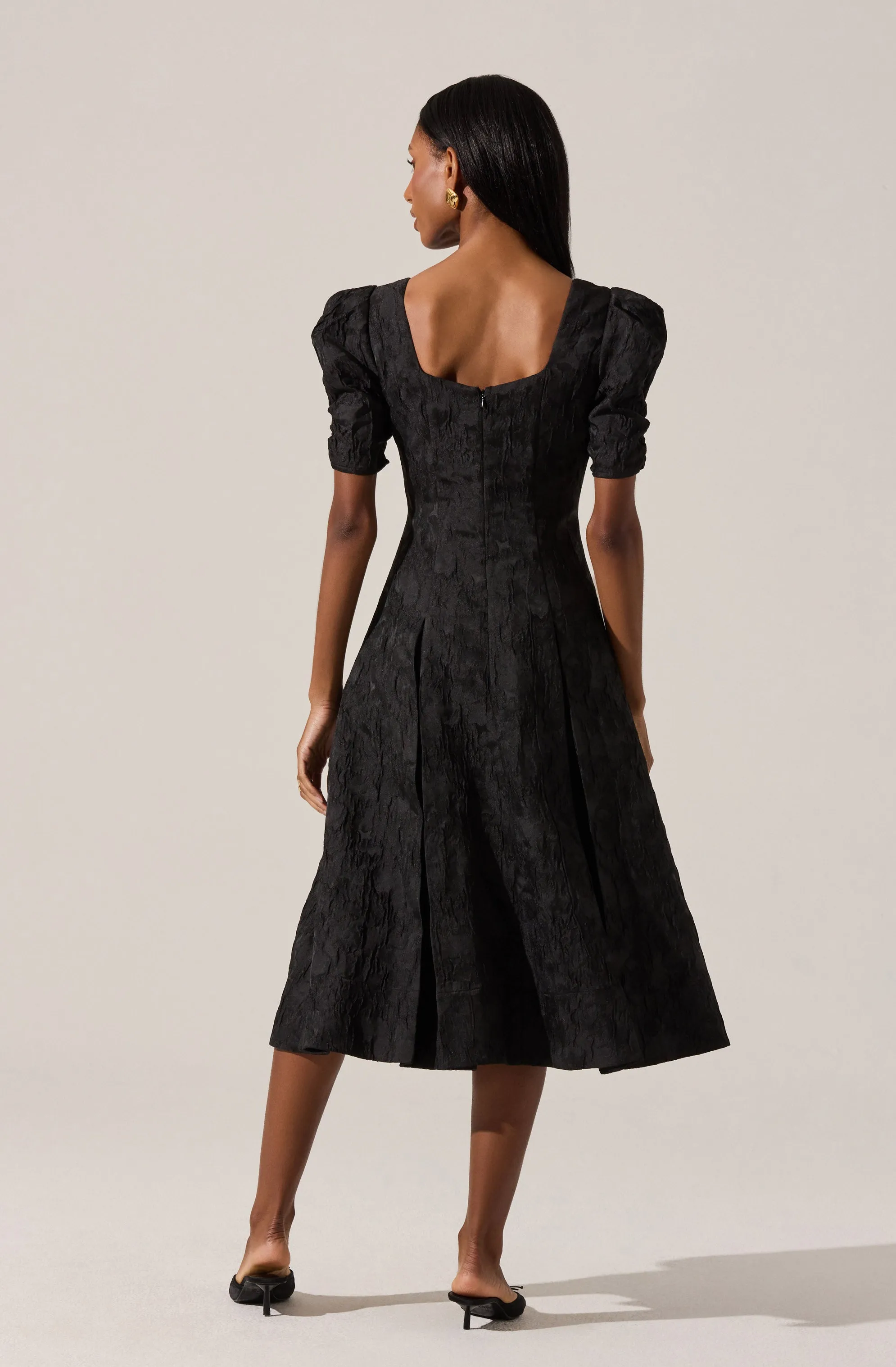 Mosella Jacquard Puff Sleeve Midi Dress sold by Astr product image thumbnail 4